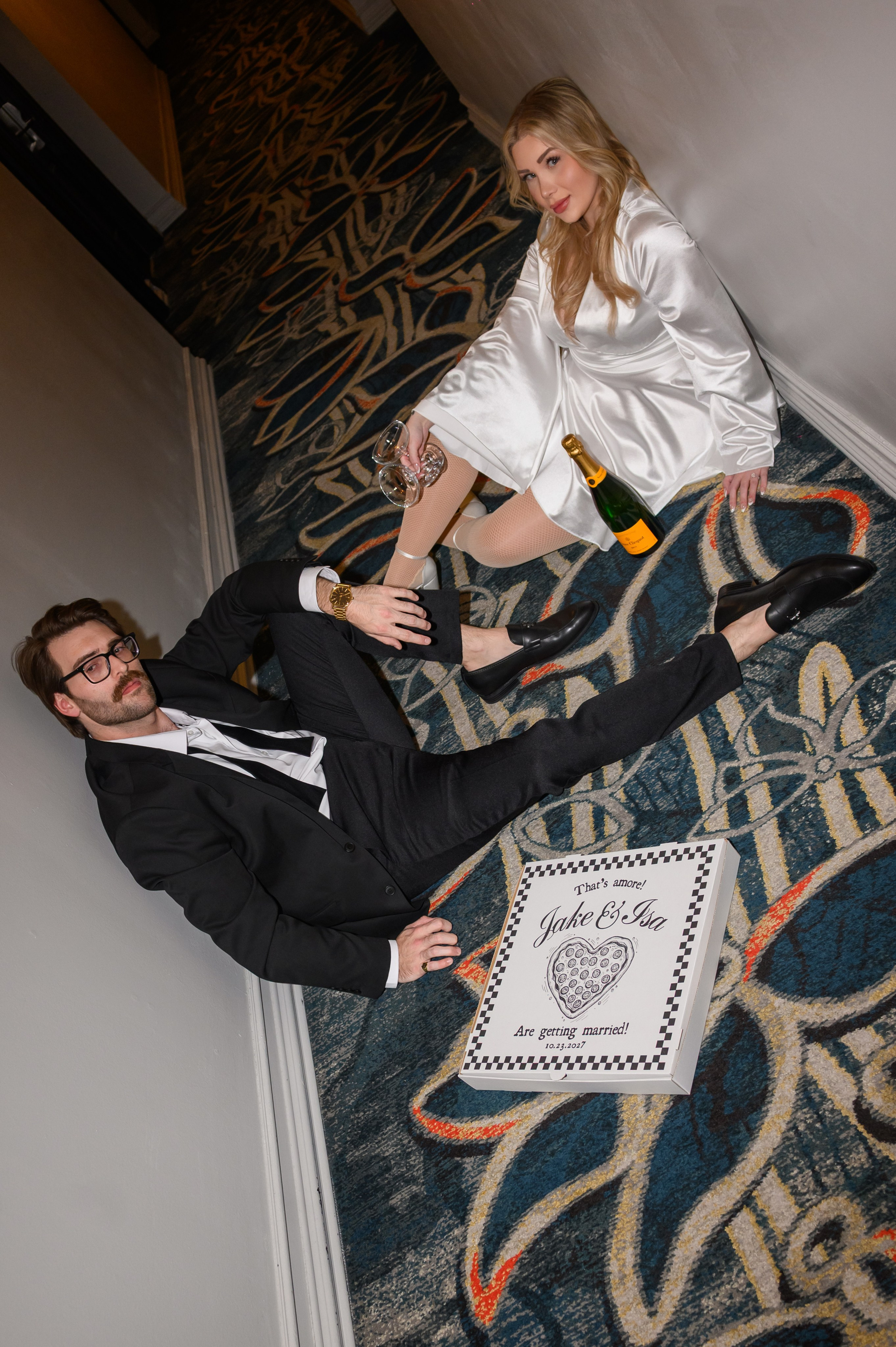 Date Night Session — Pizza + Champagne + You. Wedding photographer in Orlando, Boston & New York Anderson Marques