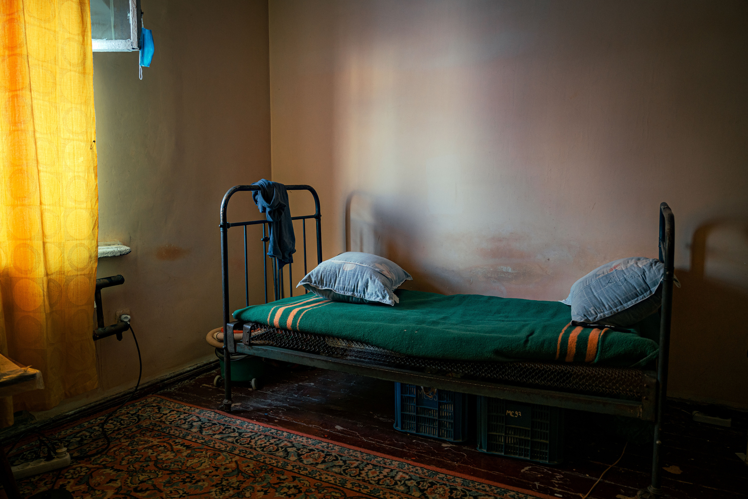 «Они, наверное, ждут, когда я сдохну»—Как выживают одинокие пенсионеры. Георгий Намазов | Фотограф в Ташкенте