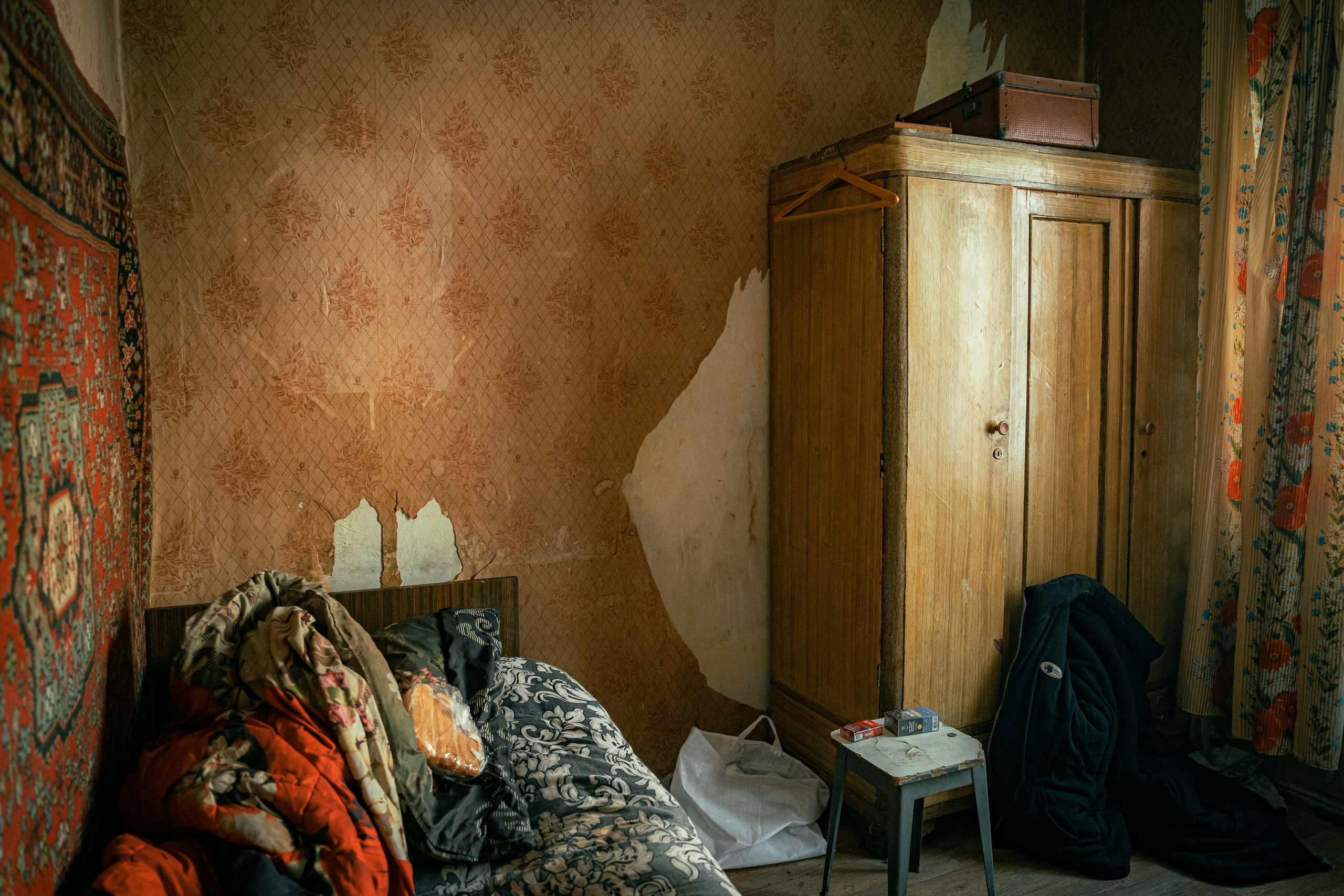 «Они, наверное, ждут, когда я сдохну»—Как выживают одинокие пенсионеры. Георгий Намазов | Фотограф в Ташкенте