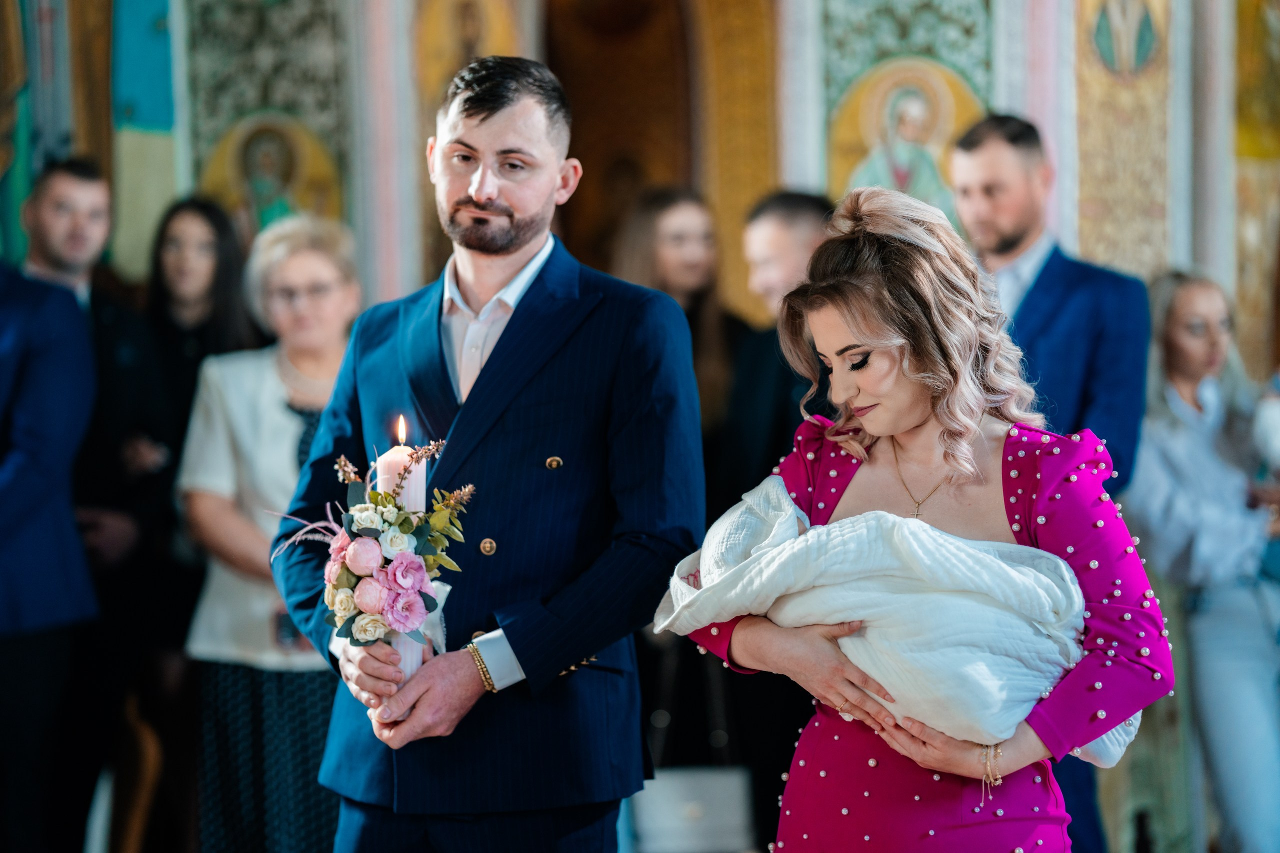 fotograf botez Miruna Parascheva, fotografie botez Botoșani, fotograf Alin Chirilă, amintiri botez, fotografii botez, botez Miruna Parascheva, fotograf copii, fotografie botez în Botoșani-alt="botez Miruna Parascheva, fotografie botez Alin Chirilă, amintiri botez, fotografii emoționante botez Botoșani"-- fotografii-botez-bebelus- amintiri-botez-micuț- moment-sfânt-crestinare- fotografie-emotionanta-botez- detalii-botez-bebelusi- parinti-fericiti-la-botez- fotograf-botez-profesionist- botez-in-biserica-ortodoxa- micuț-botezat-cu-emoție- zâmbete-și-lacrimi-la-botez- bebeluș-la-cristelniță- decor-botez-colorat- botez-cu-dragoste-și-credință- emotie-pura-la-botez- fotograf-botez-botosani- botez-iasi-suceava-fotograf- amintiri-nepretuite-botez