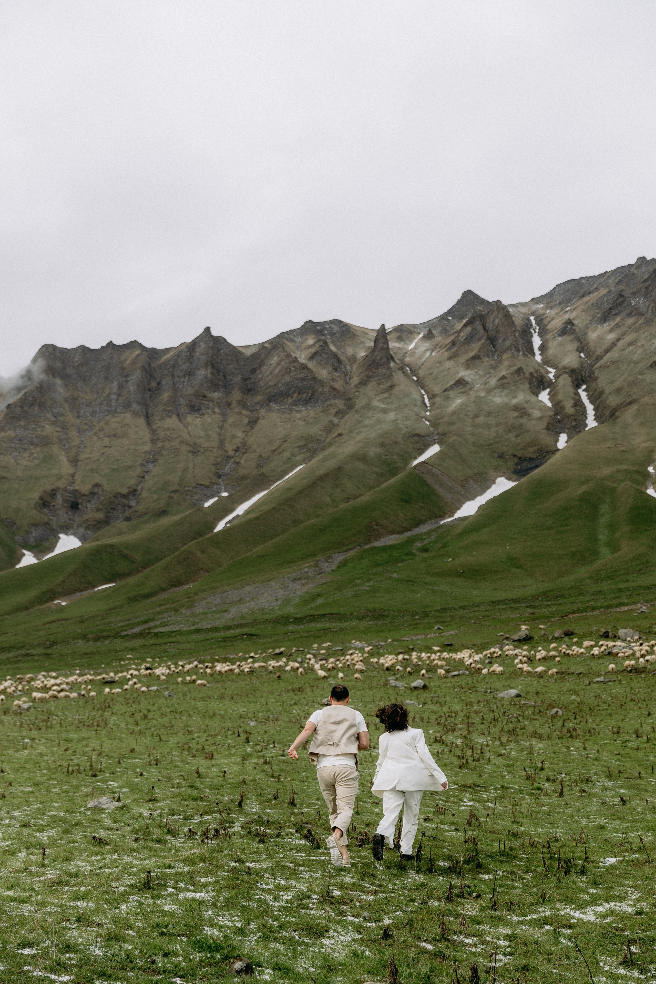 Gudauri (2,5 hours from Tbilisi)/Гудаури (2,5 часа от Тбилиси). Photographer Anna Nazarenko