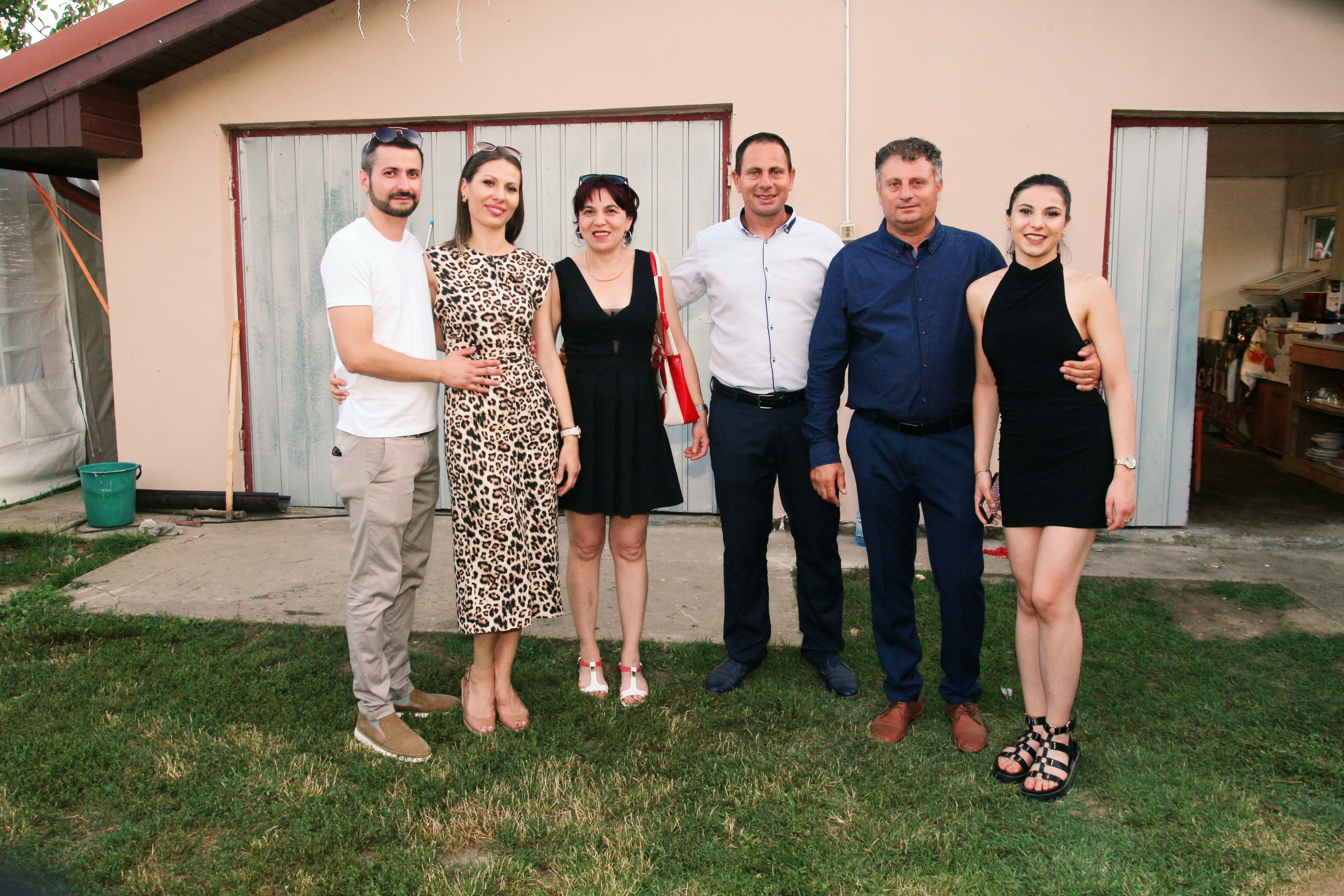 BYZO MEDIA. PETRU BYZO - family and children photographer in ROMANIA