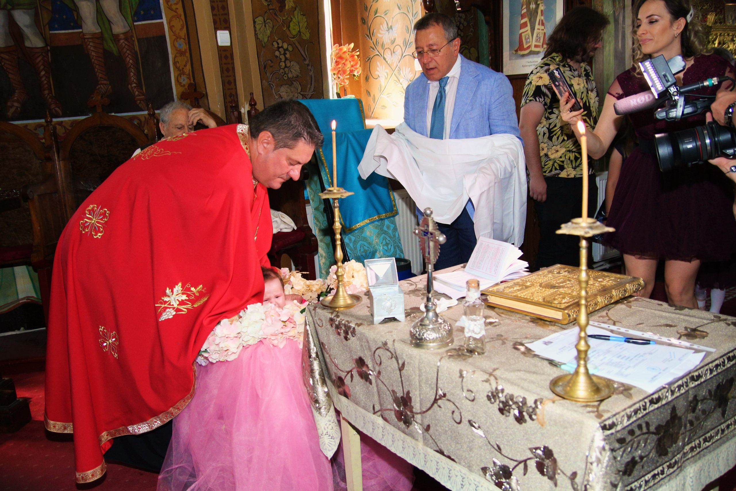 BYZO MEDIA. PETRU BYZO - family and children photographer in ROMANIA