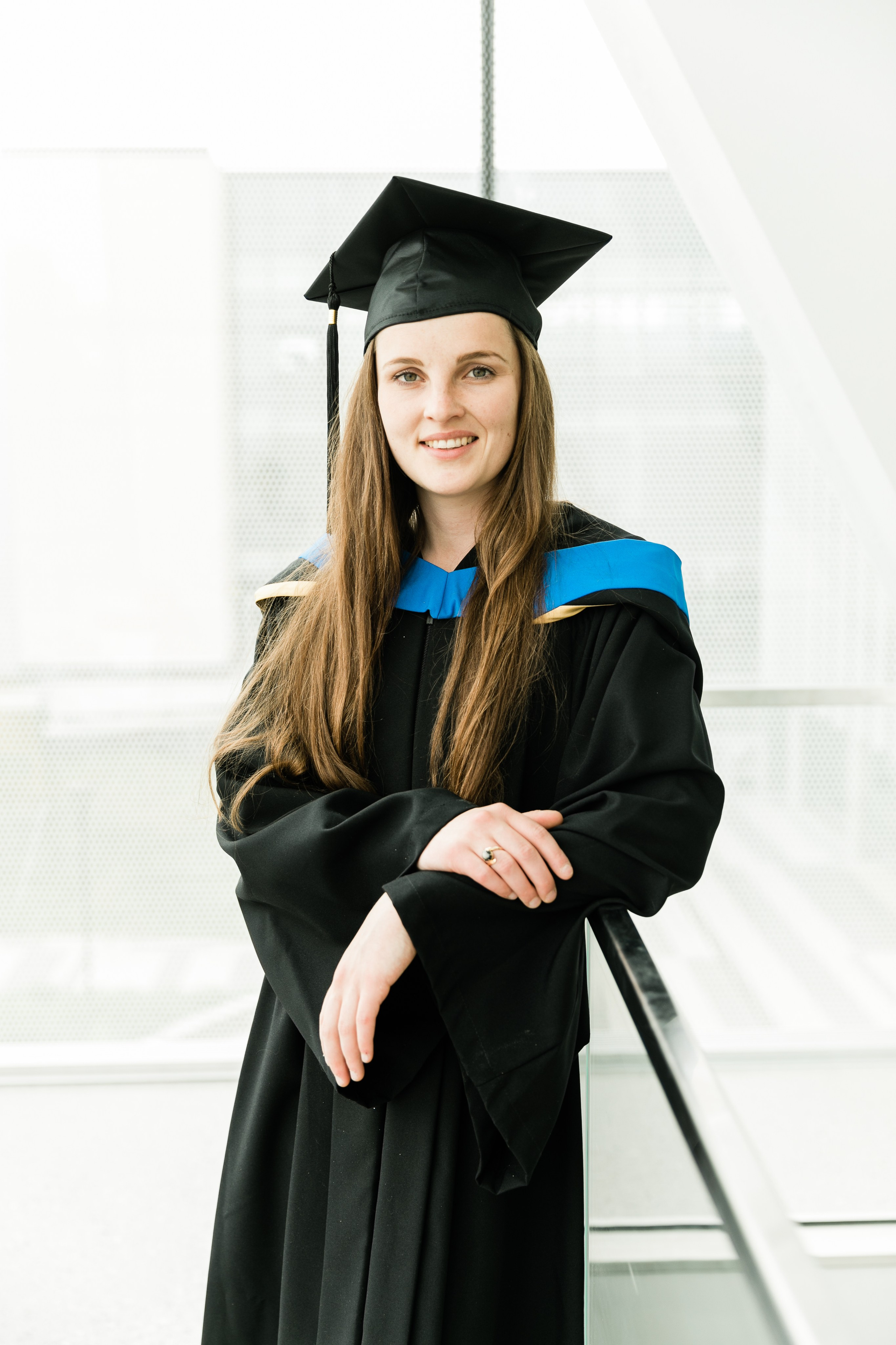 Graduation — Kelsey — University of Calgary. Fotografía accesible en Calgary