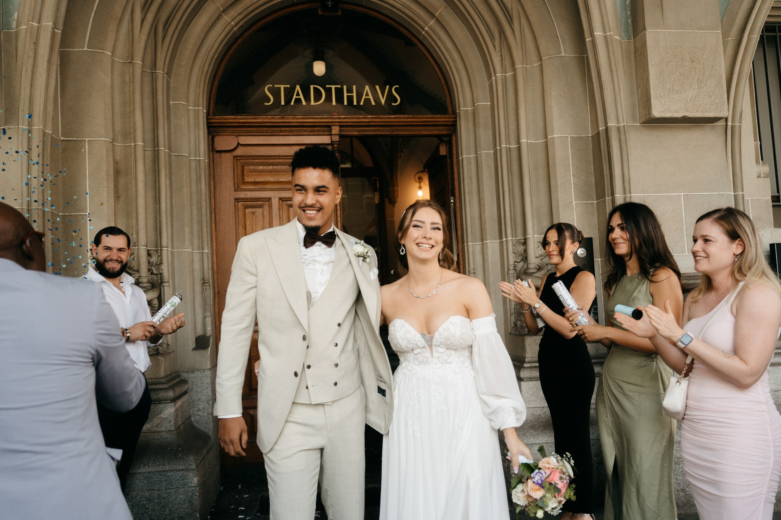Zurich Stadthaus. Wedding photograper — Alex Popov photography Germany, Switzerland, Italy, France. Based in Stuttgart