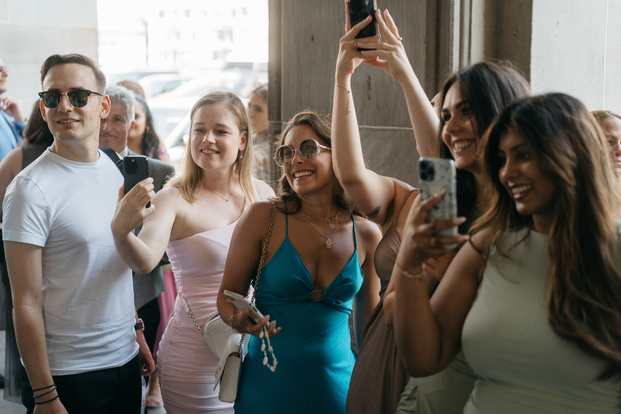Zurich Stadthaus. Wedding photograper — Alex Popov photography Germany, Switzerland, Italy, France. Based in Stuttgart