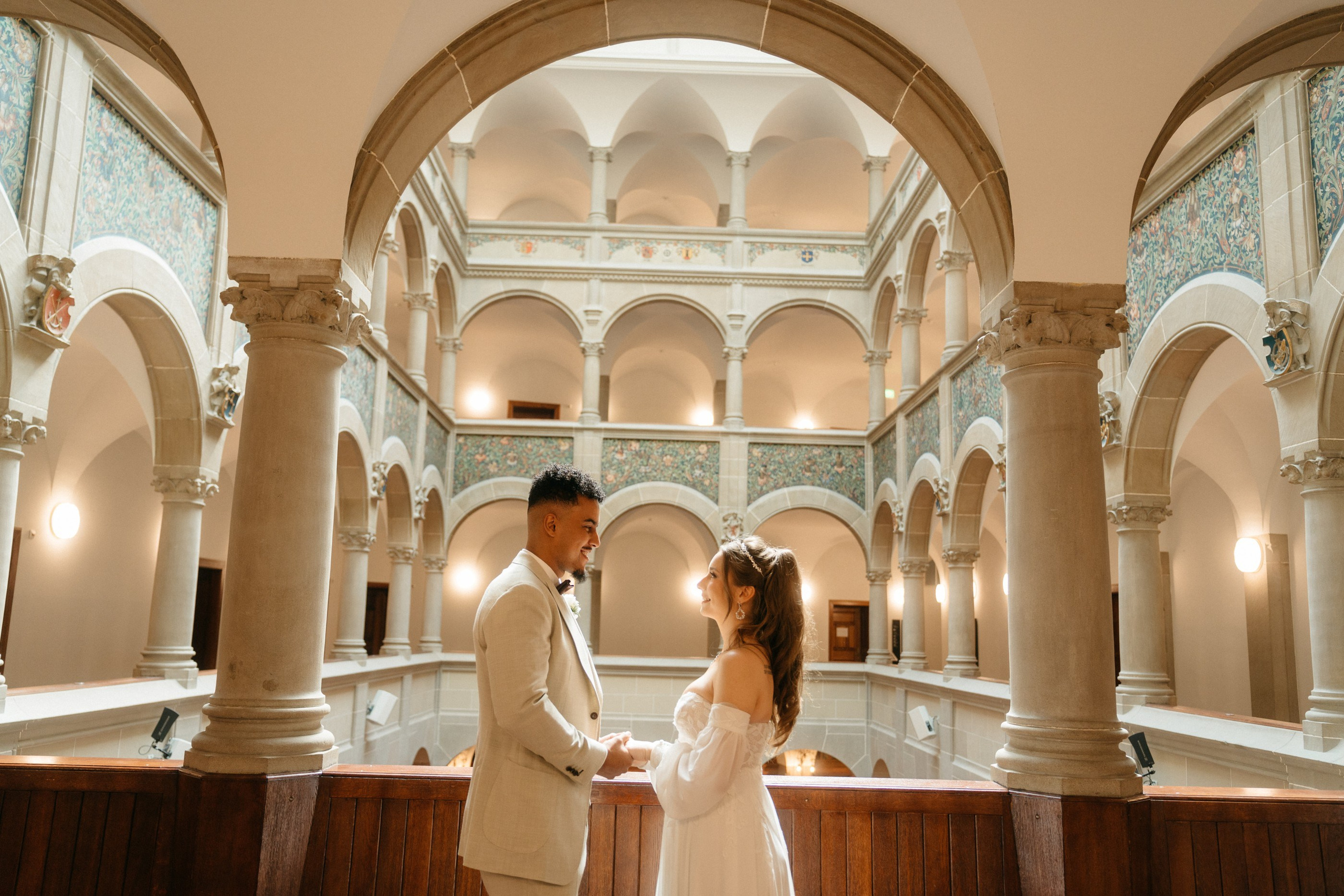 Zurich Stadthaus. Wedding photograper — Alex Popov photography Germany, Switzerland, Italy, France. Based in Stuttgart