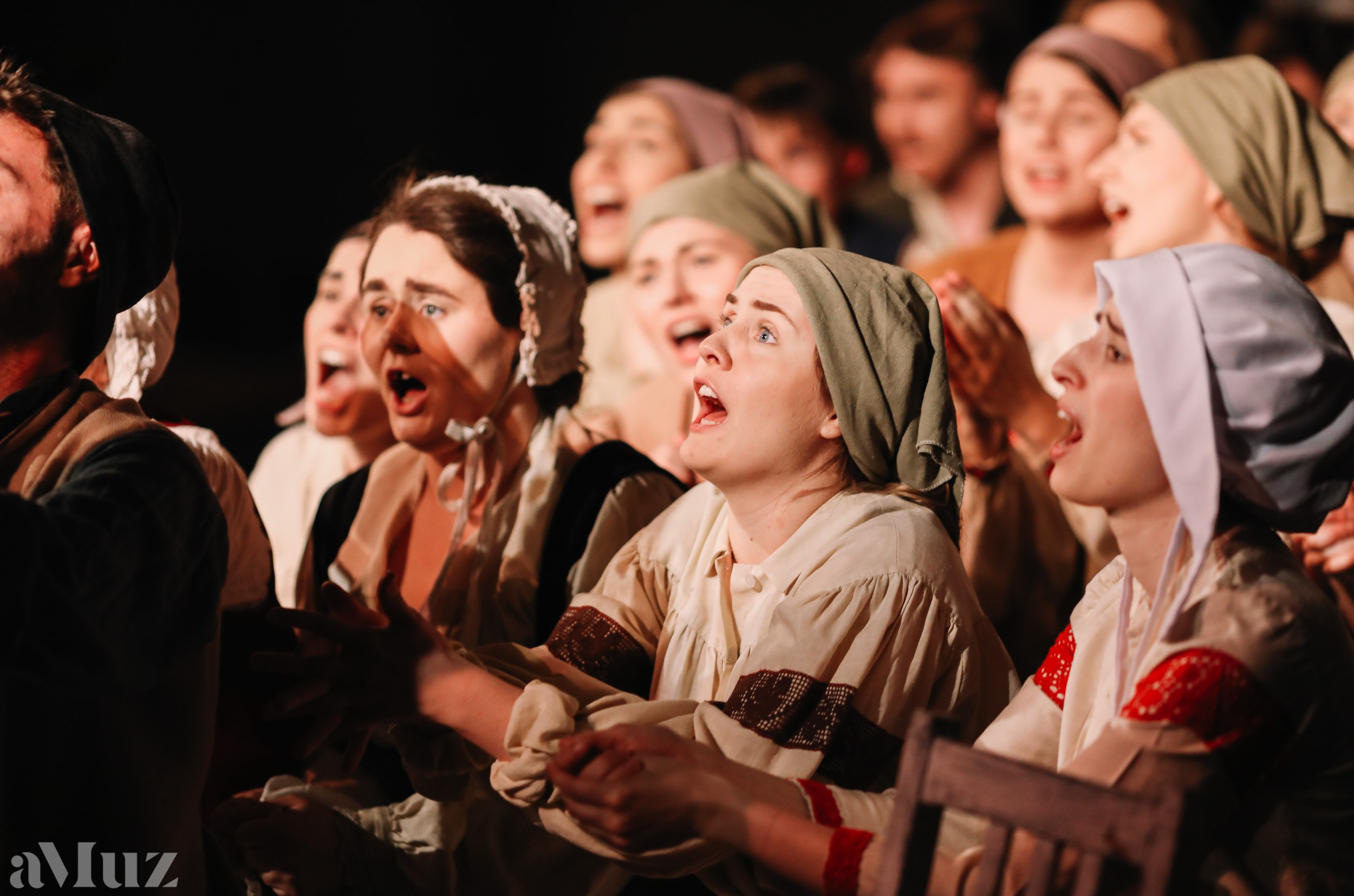 Opera Łąkowa. Fotograf Ślubny Warszawa - Sesje Biznesowe Rodzinne Eventy