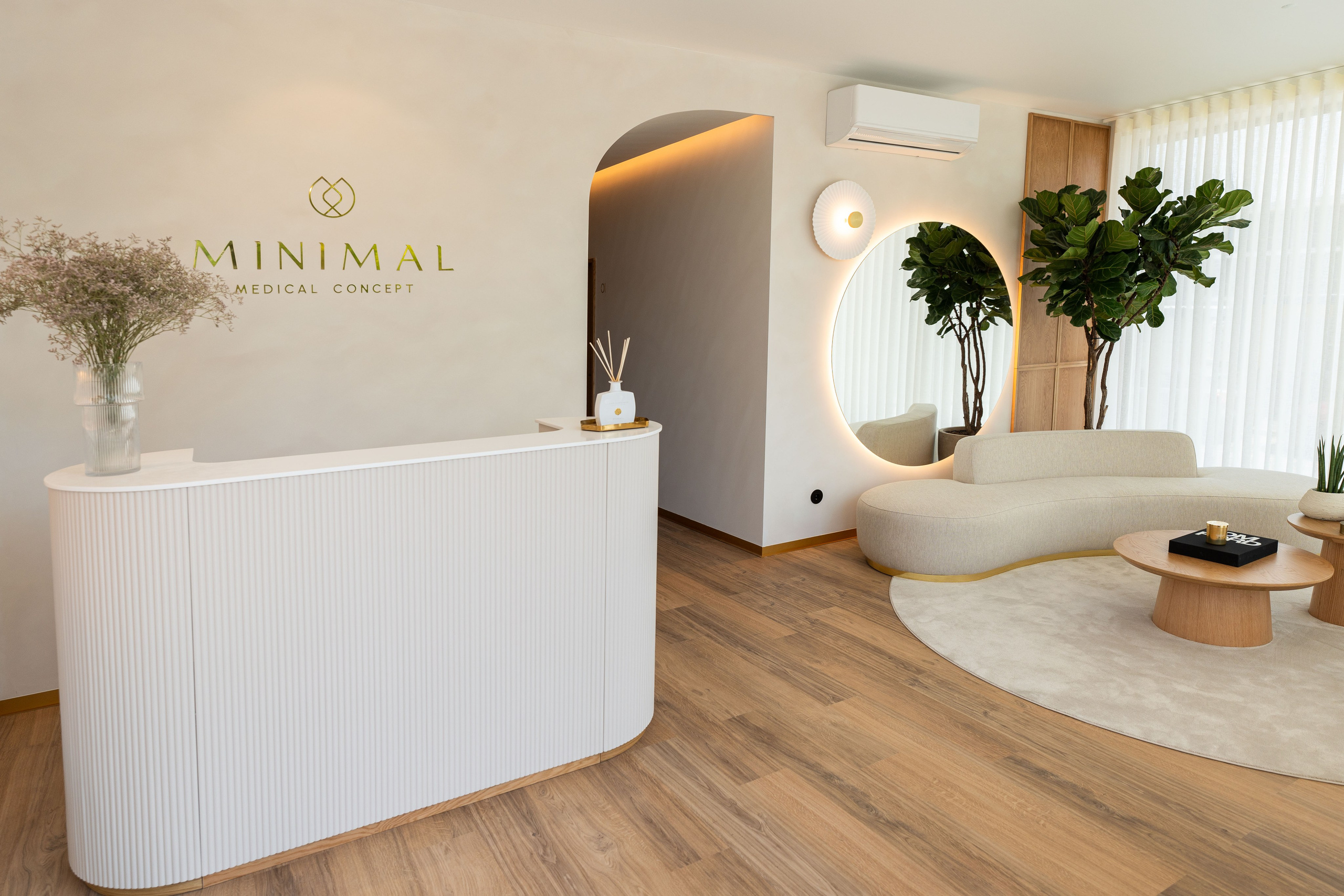 Minimal Medical Concept. Portrait and fashion Photographer in Braga, Portugal