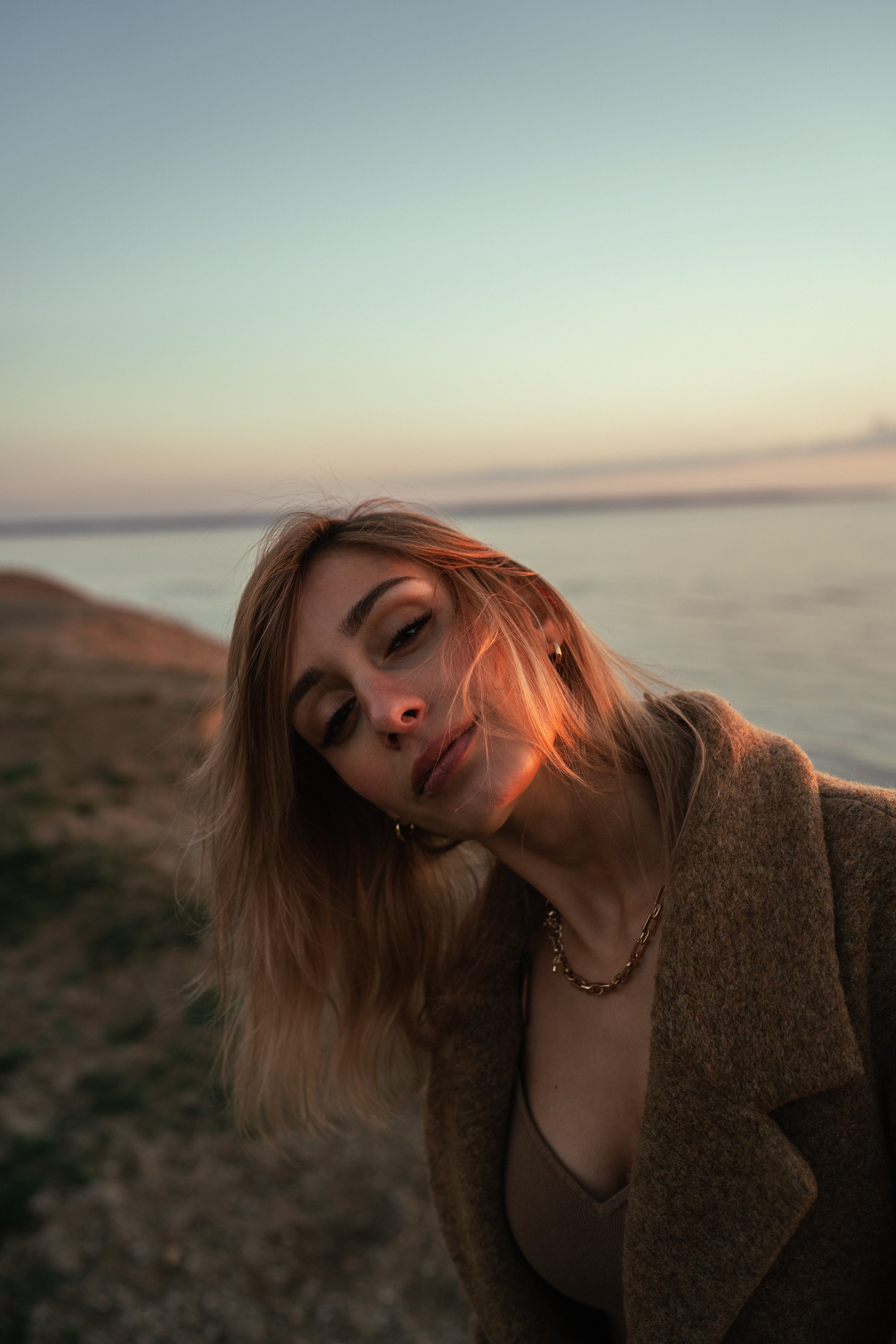 Hat, Coat, and Watch. Couple and Family Photographer in Tallinn, Sasha Kaloshin