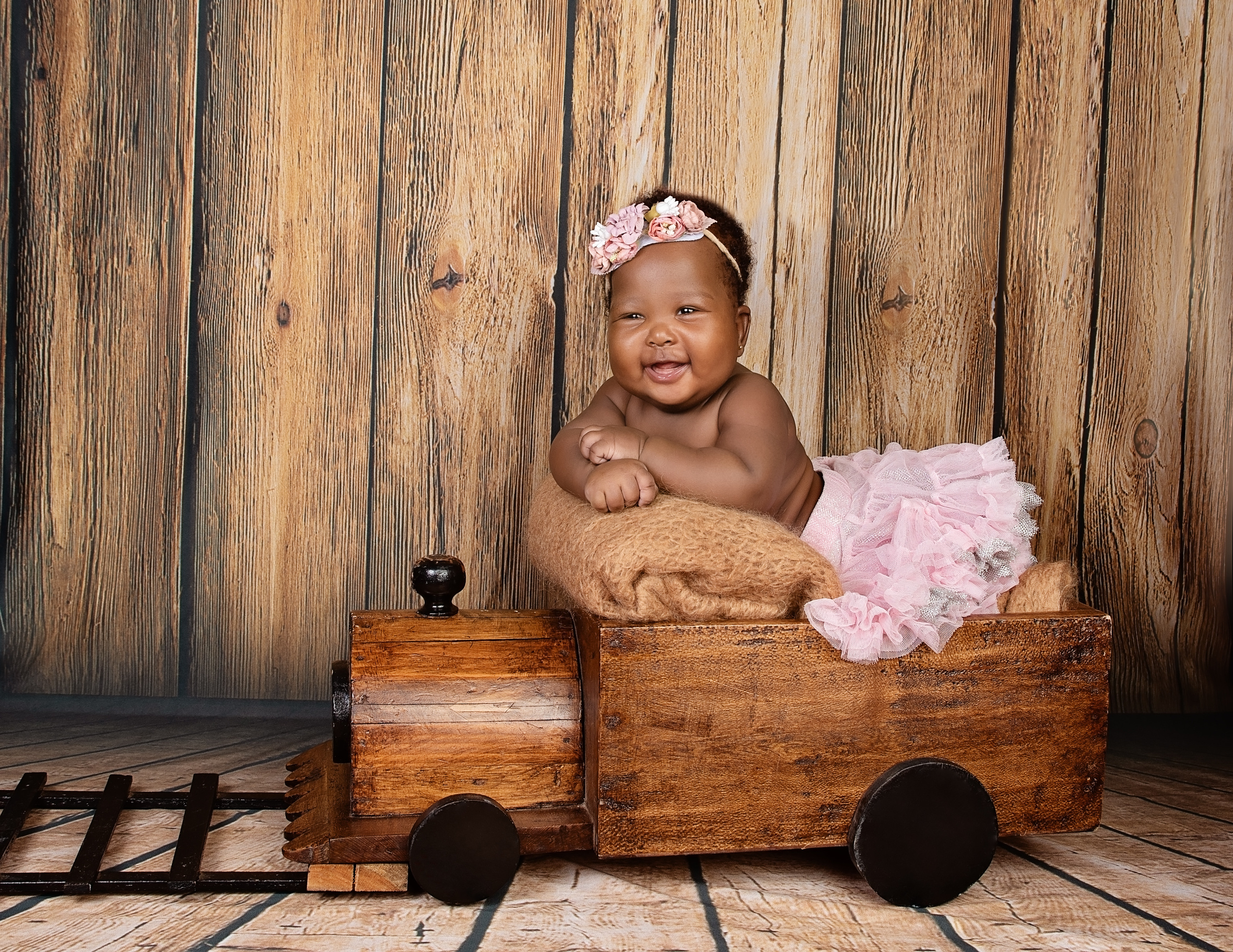 Amaizing 4 months baby girl photo shoot Nairobi Kenya. Newborn, Baby, Maternity and Family Photographer Nairobi Mombasa Kenya