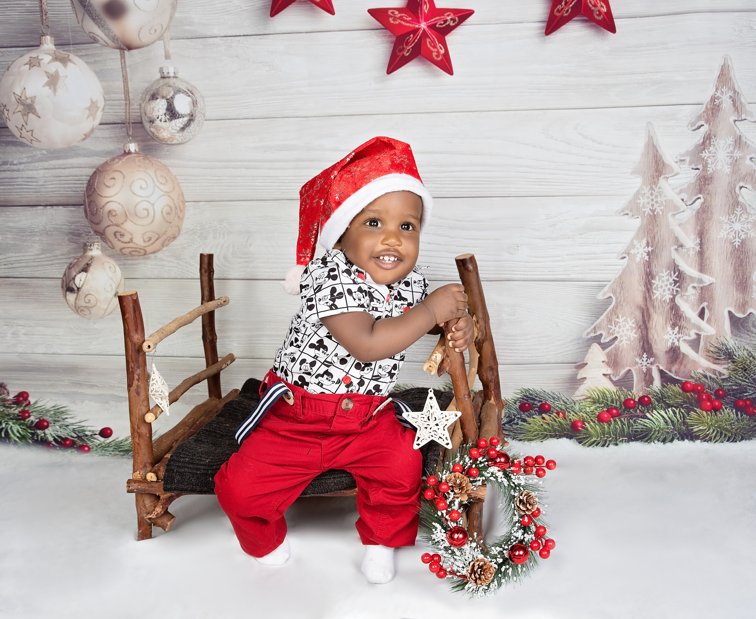 10 months and 5 years siblings with family photo shoot Nairobi Kenya. Newborn, Baby, Maternity and Family Photographer Nairobi Mombasa Kenya