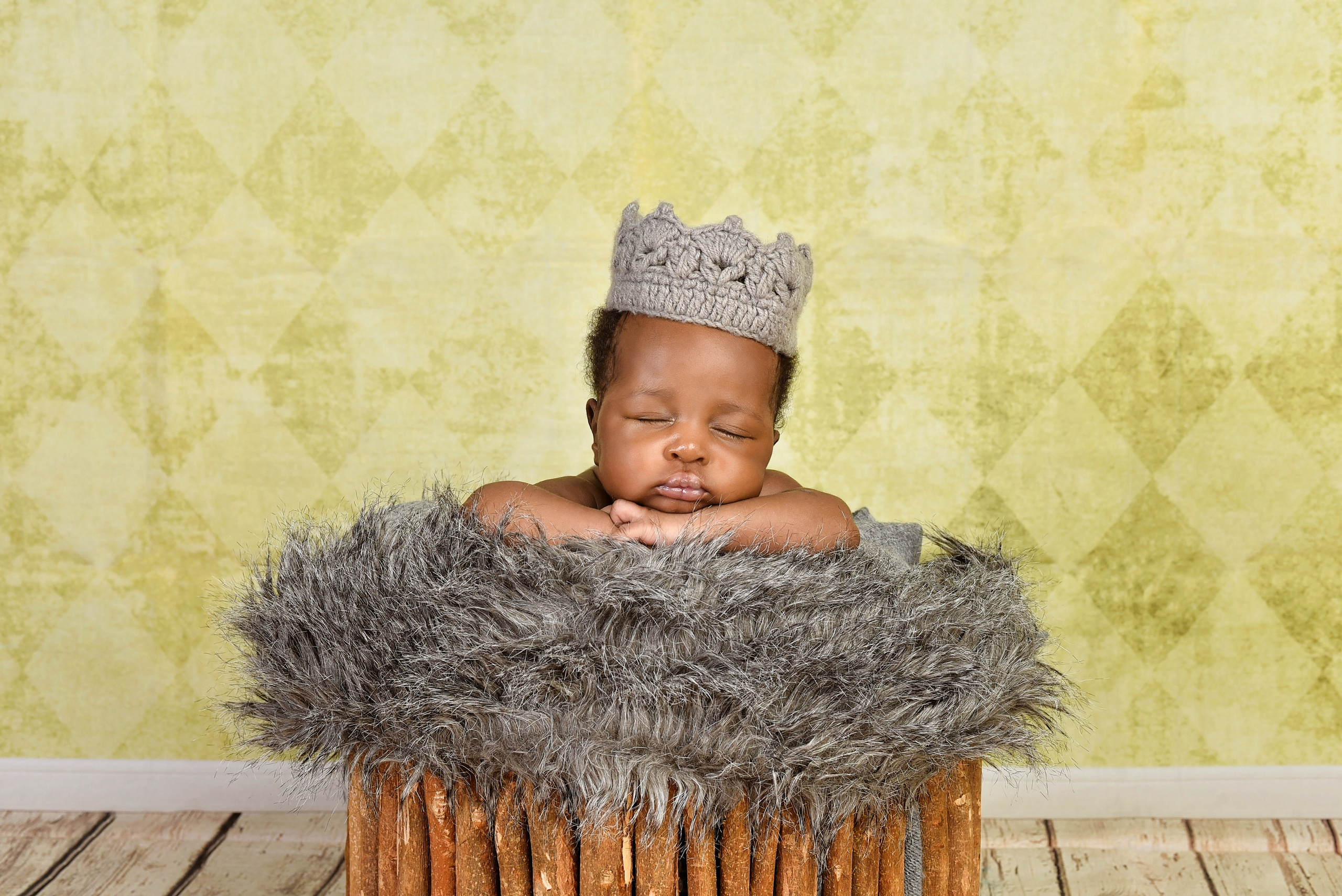 Newborn baby boy photo shoot with the family Nairobi Mombasa Kenya. Newborn, Baby, Maternity and Family Photographer Nairobi Mombasa Kenya