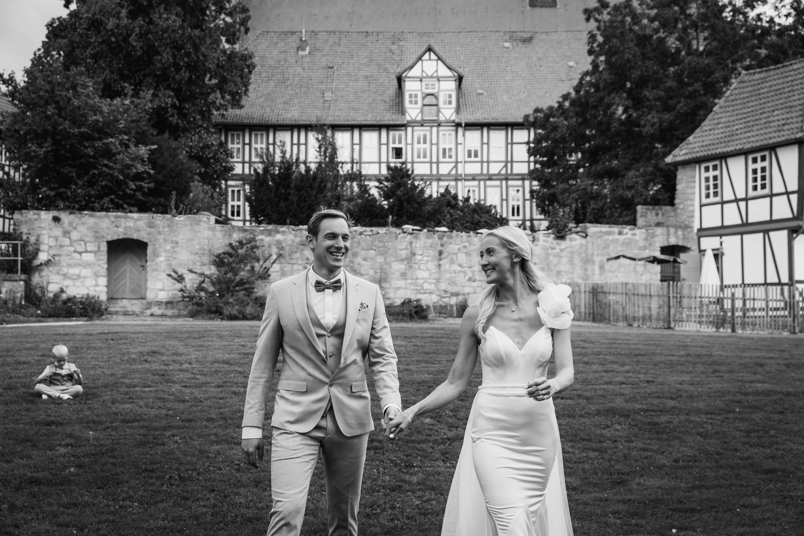 Svetlana and Yann. Hochzeitsgeschichten – Professionelle Hochzeitsfotografie & Videografie in Deutschland, Italien, Spanien und ganz Europa