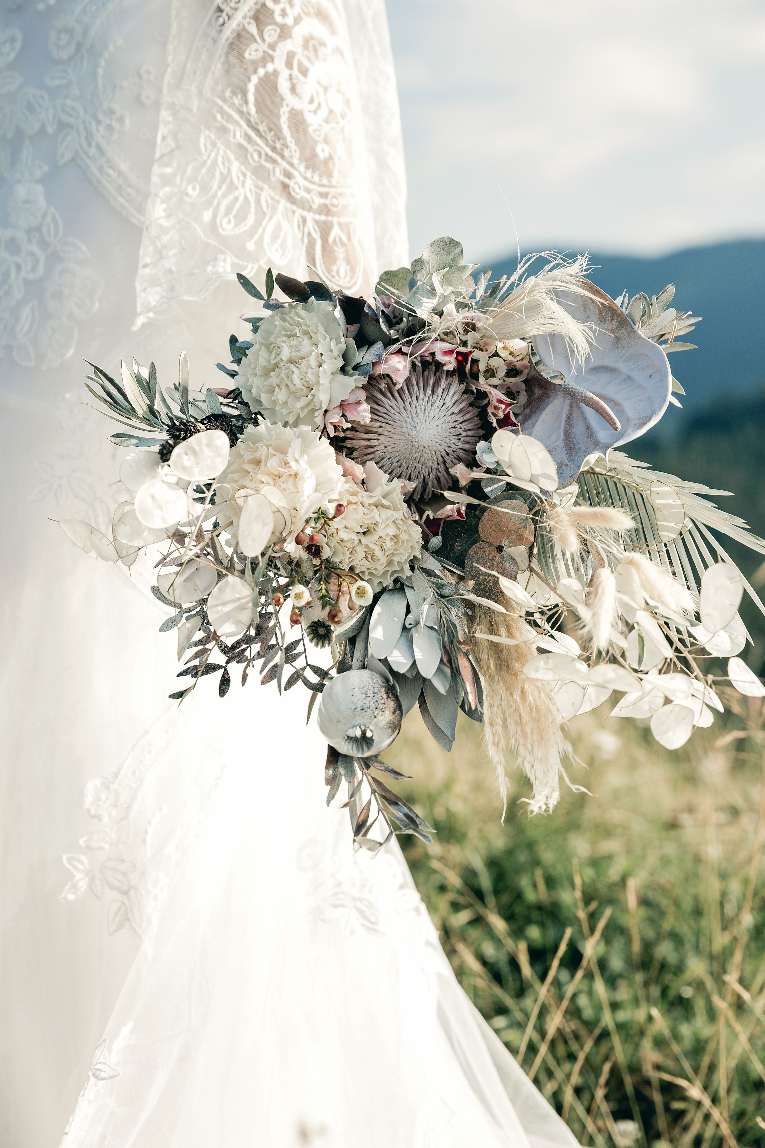 Wedding in Poland – Maria & Mark. Wedding Stories — Professional Wedding Photography & Videography in Germany, Italy, Spain & all across Europe