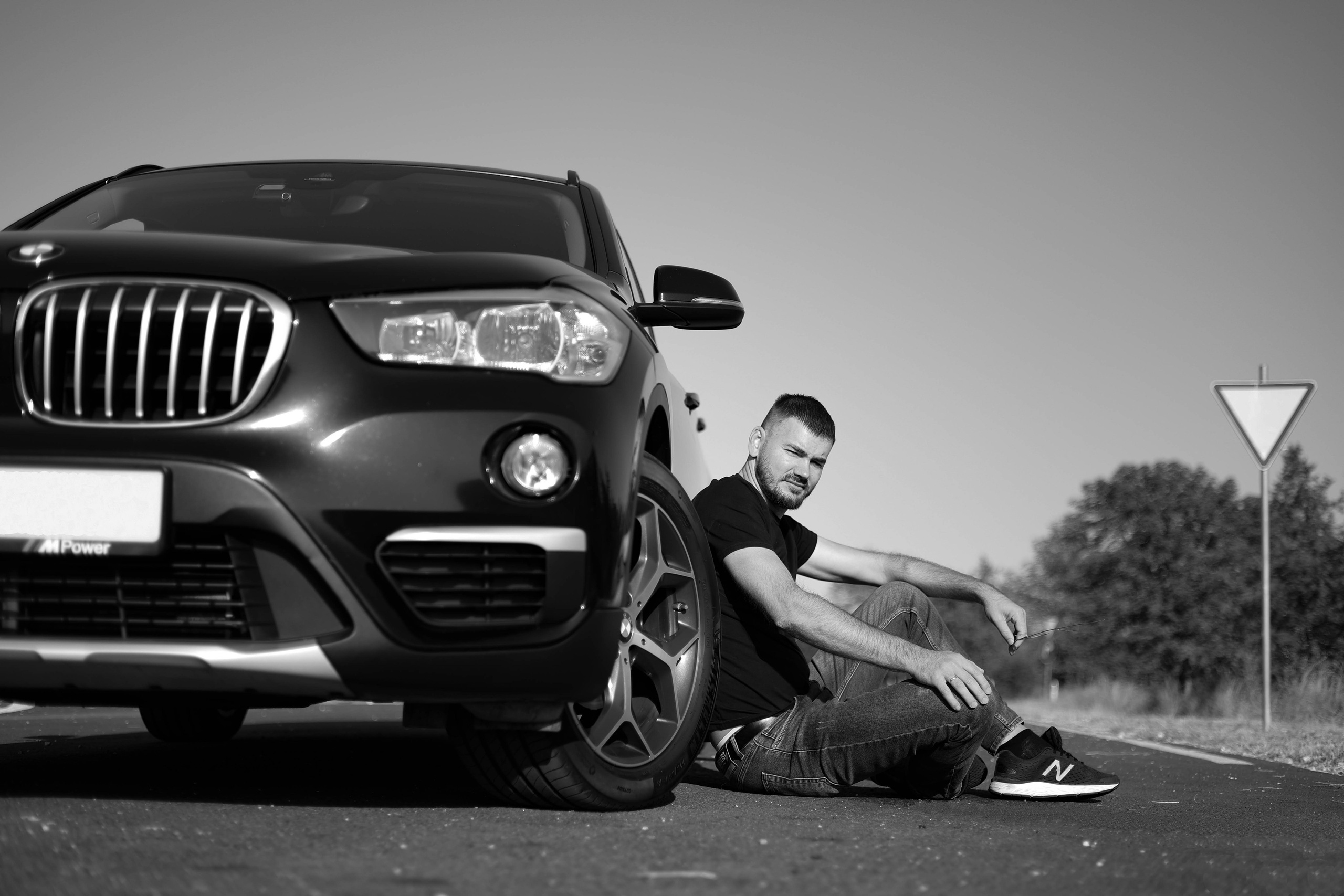 Мужская съемка с автомобилем. Семейный фотограф Кишиневе, Молдова Врабий Ольга