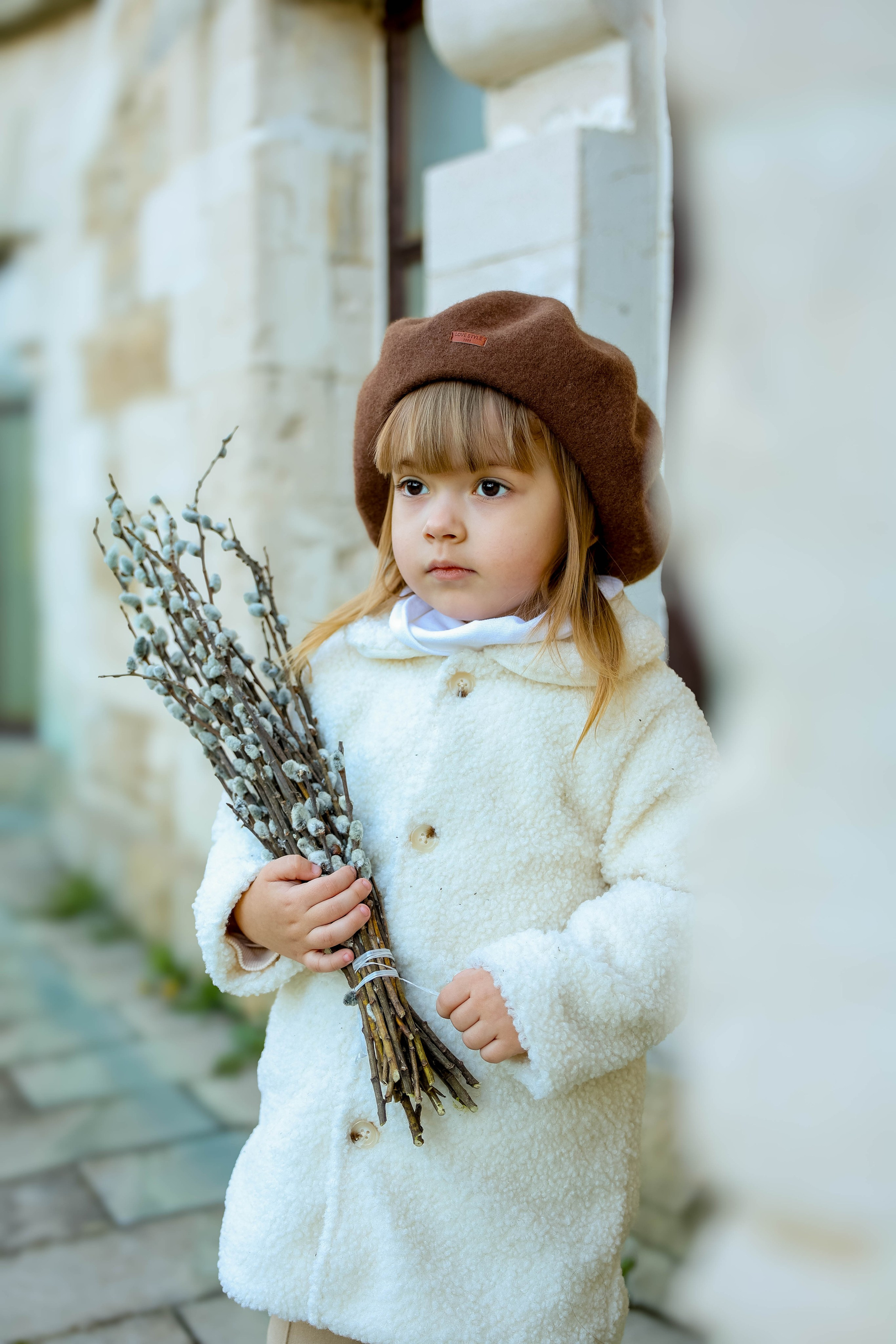 Фотосессия ребенка в вербное воскресенье. Семейный фотограф в Кишиневе, Молдова Врабий Ольга