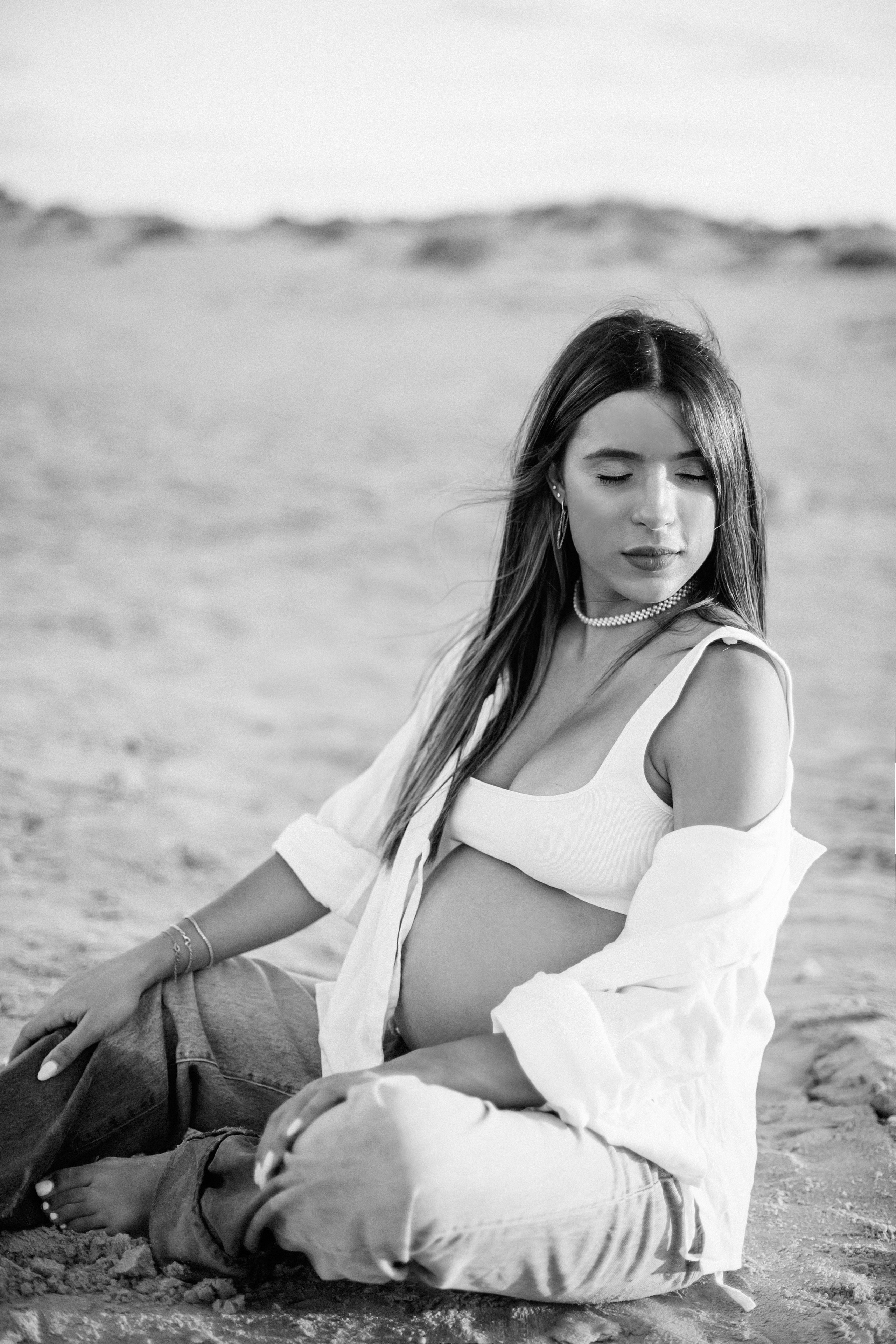 Yael & Gal Nahsholim beach. Family photographer in Israel