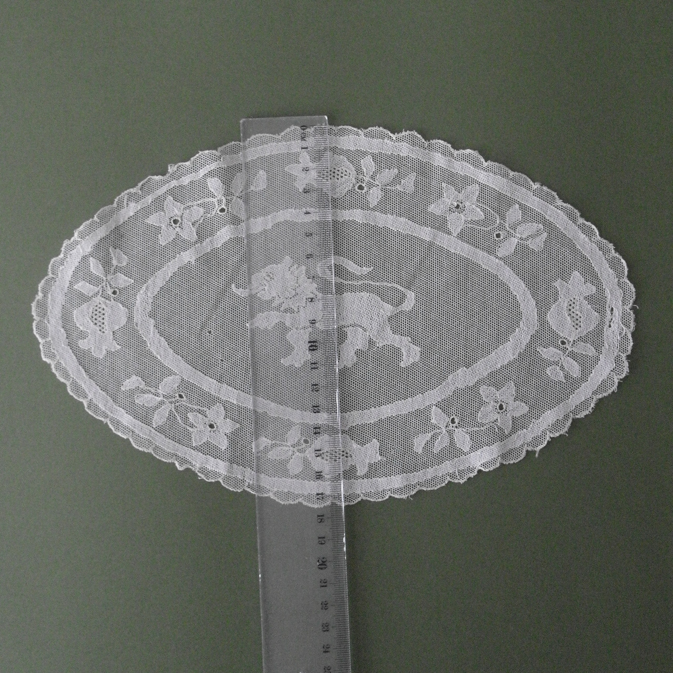 Lace napkins. Современнные и актикварные украшения в Барселоне, Москве и Санкт-Петербурге