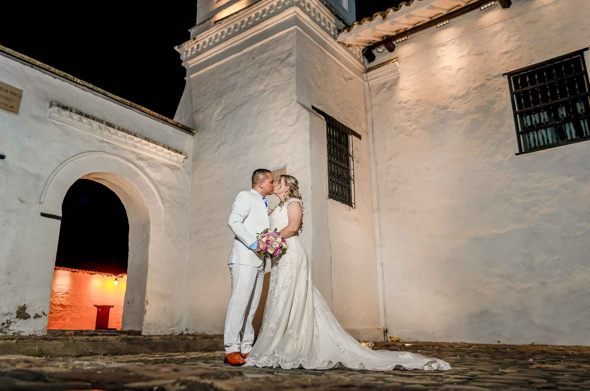 Boda en Cali. Hotel Intercontinental - Lesly & William. Karen Ortiz Photography / Fotógrafo profesional en Cali - Colombia