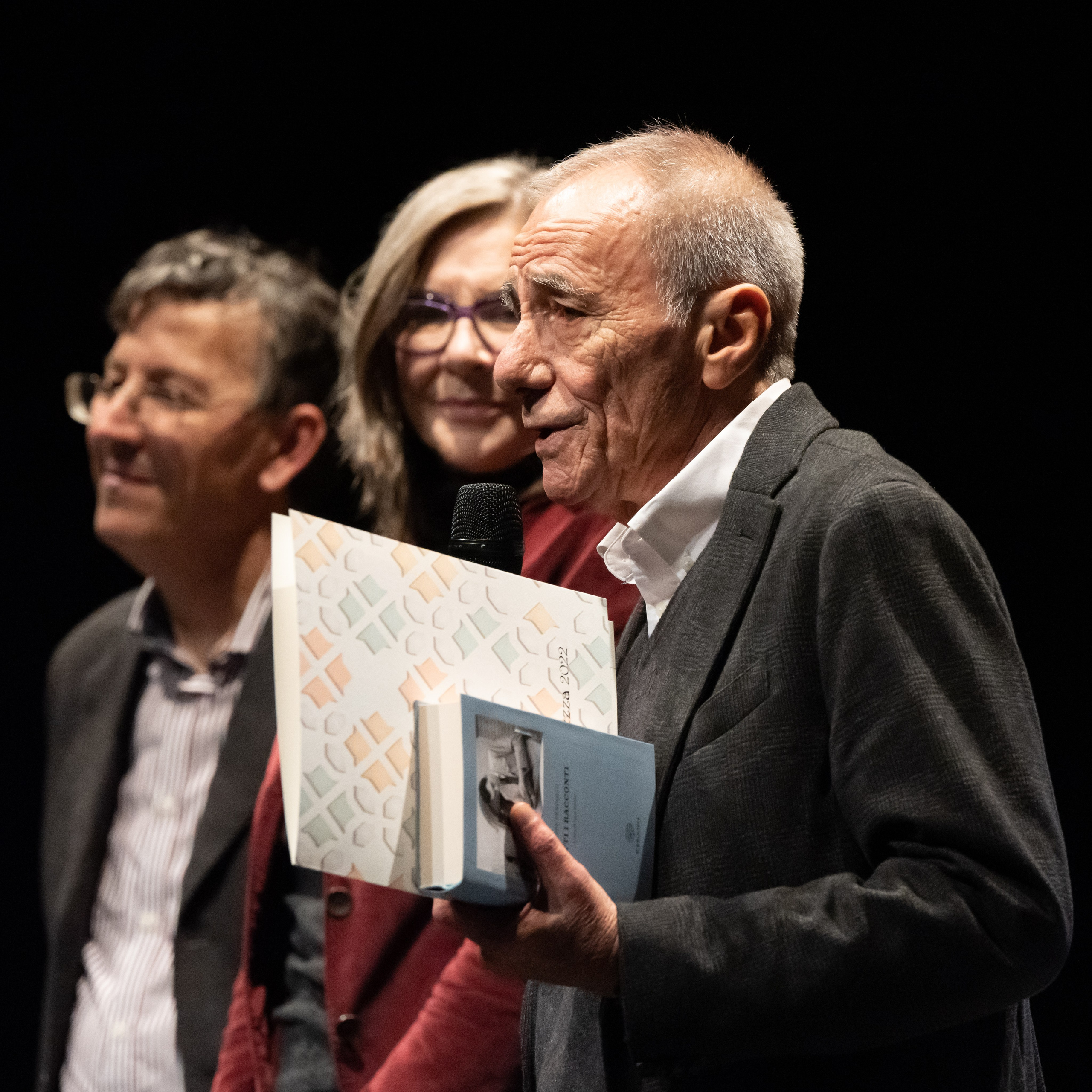 Roberto Vecchioni Teatro Alba. “Gianmaria Coscia fotografo per passione”