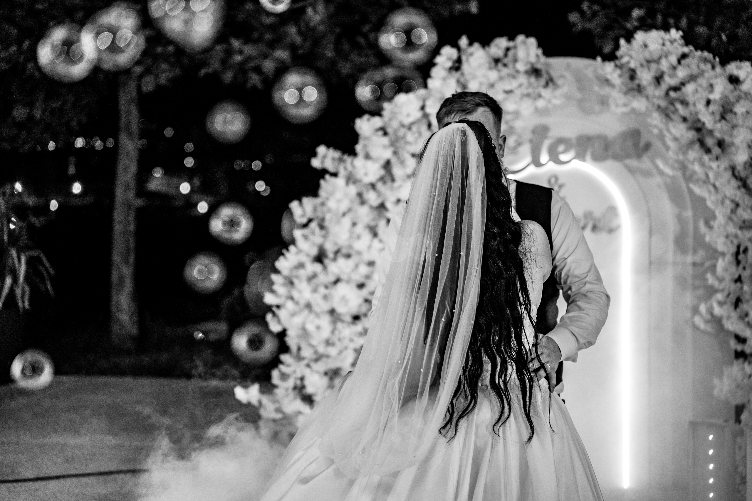 Elena & Robert. Fotograf Nuntă în Gorj - Gabriel Vulpescu