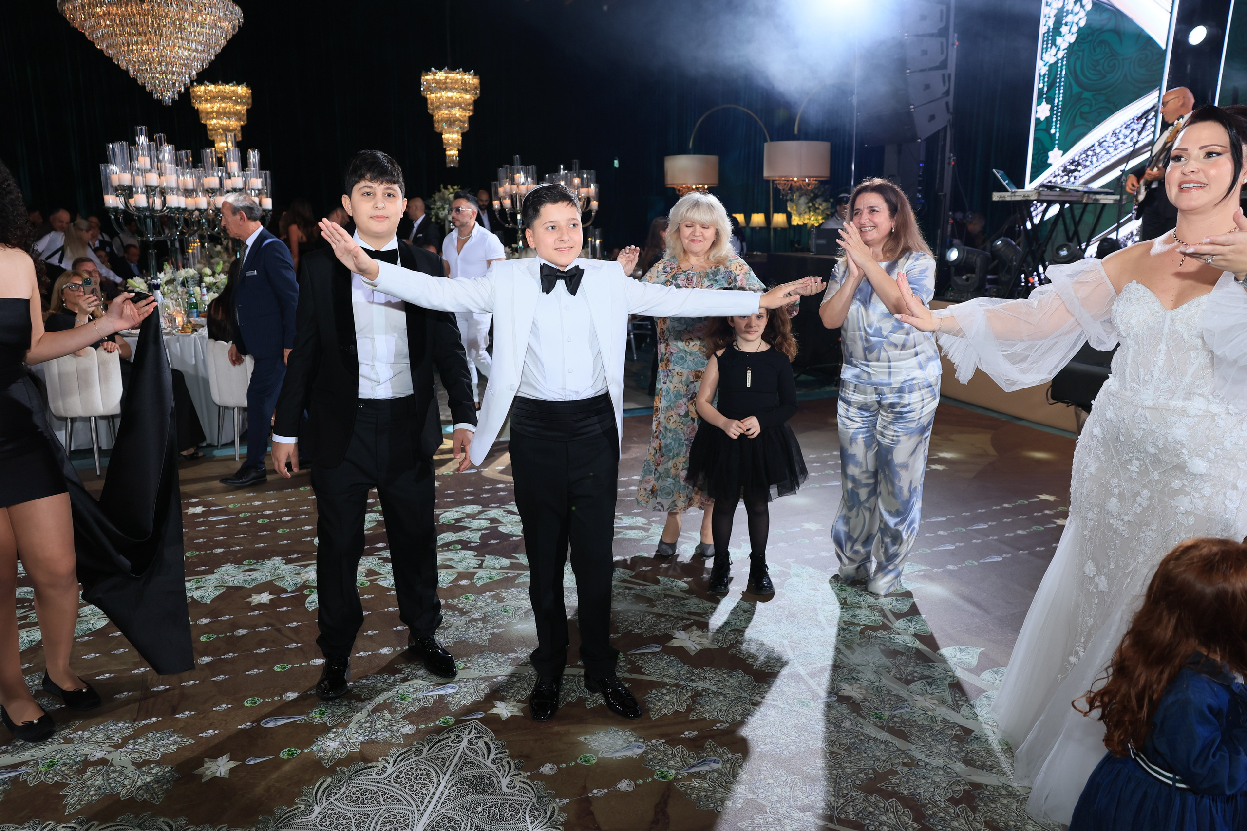 DANIEL. Фотографы на свадьбы и мероприятия Студия «Шалом»