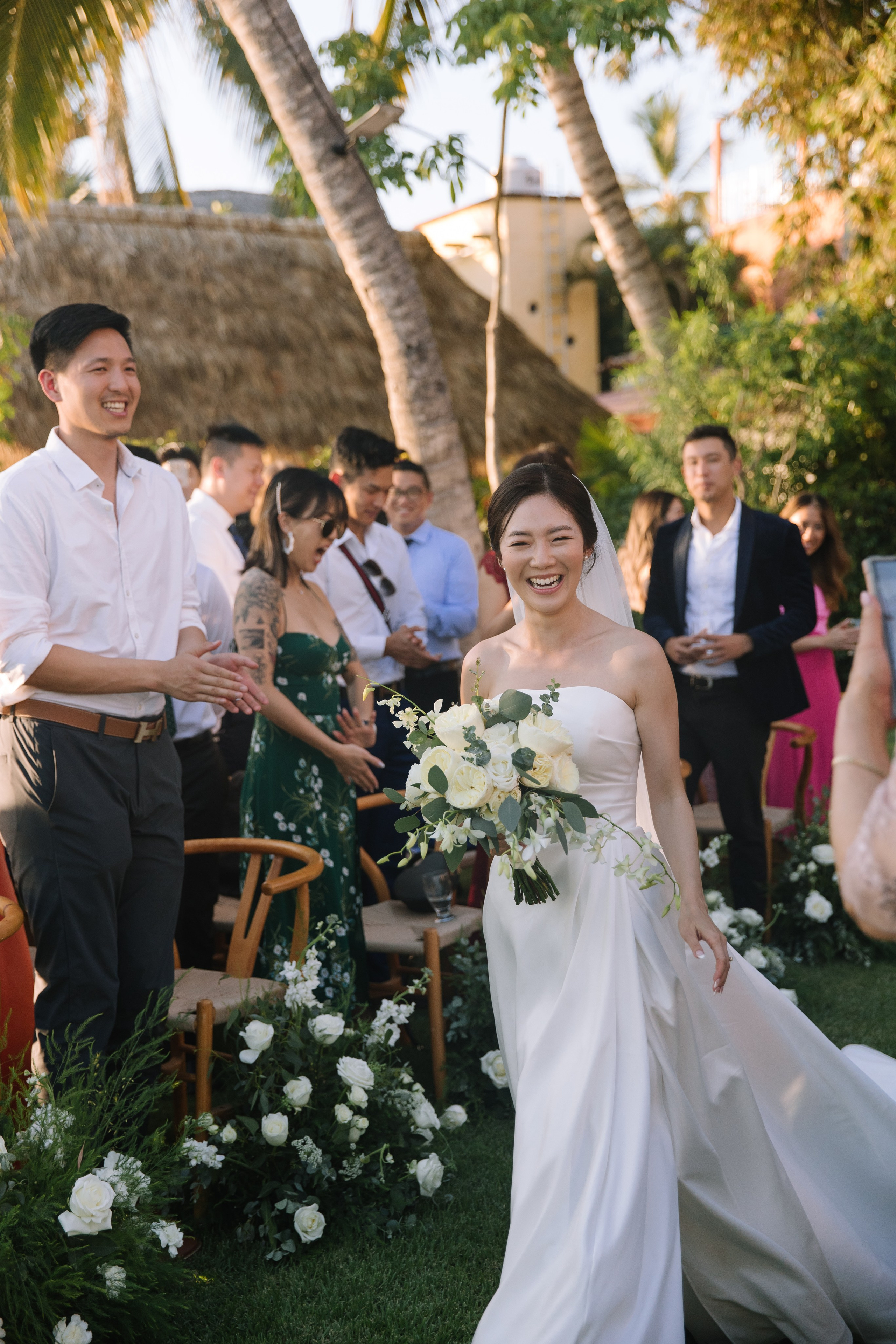 Martoca Beach Garden. Wedding photographer Mexico Sayulita Puerto Vallarta Punta Mita Cabo