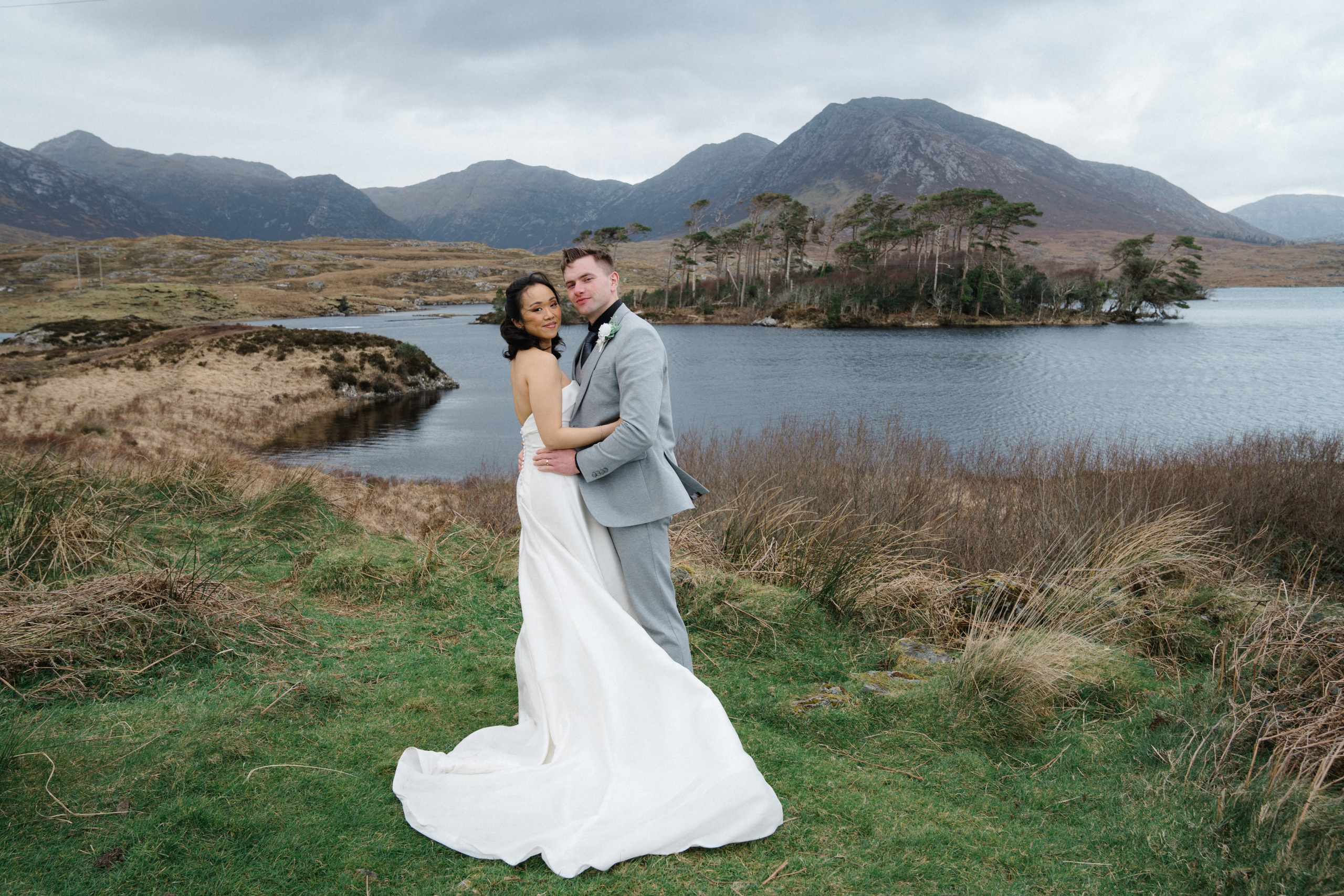 Aongas & Yannie. Wedding and family photographer Ireland