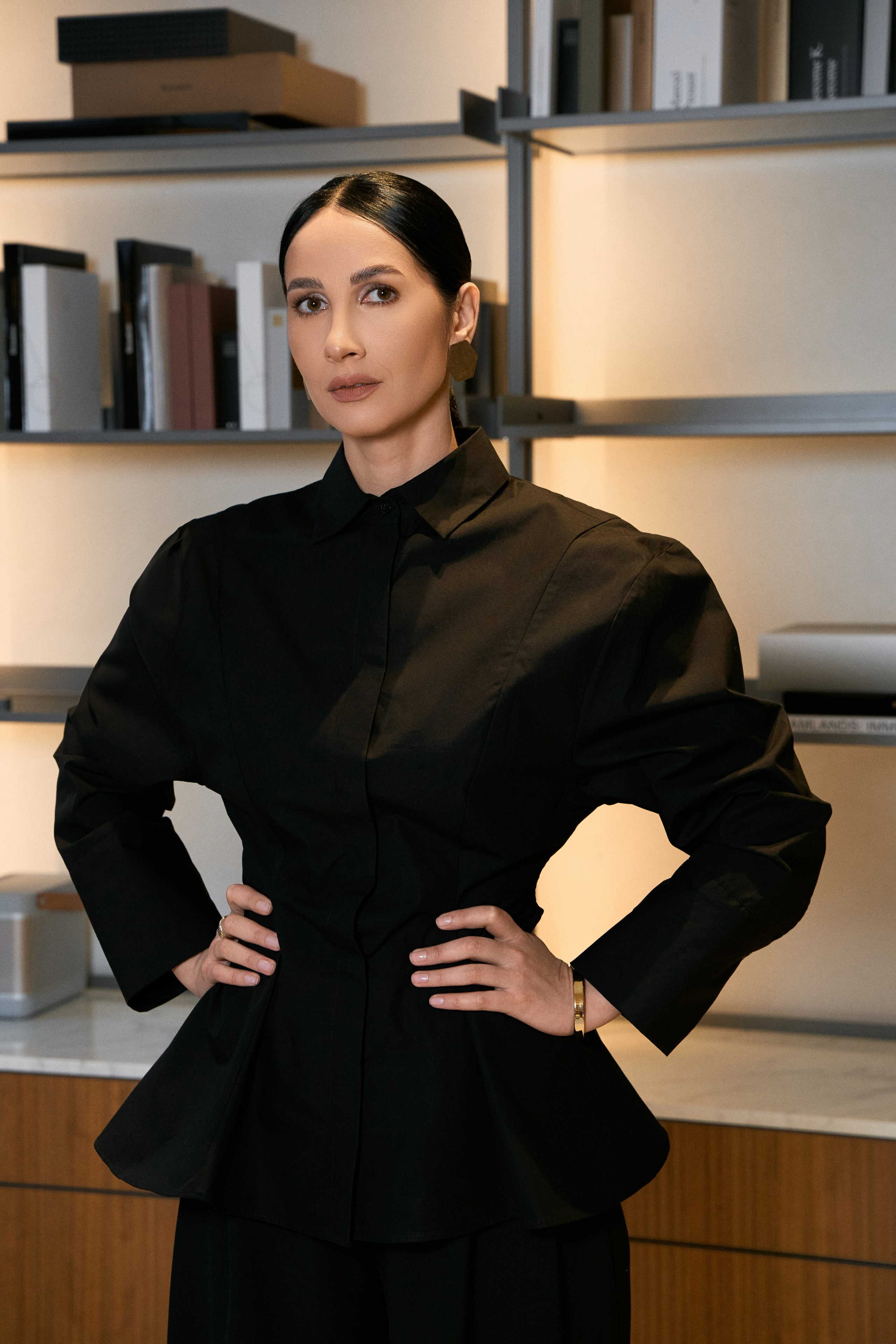 Эксперты. Привет