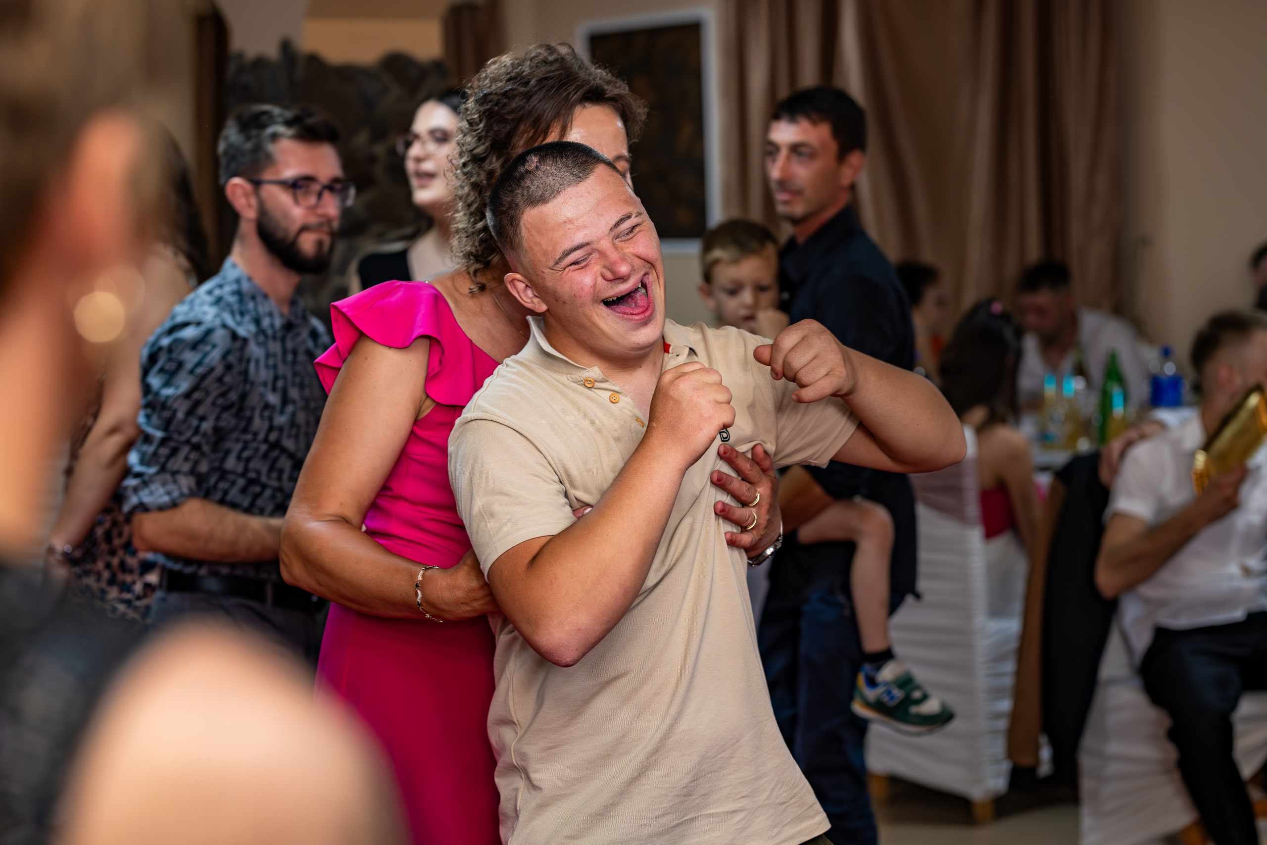 Majorat Petruta. Ionut Brehuescu — Fotograf