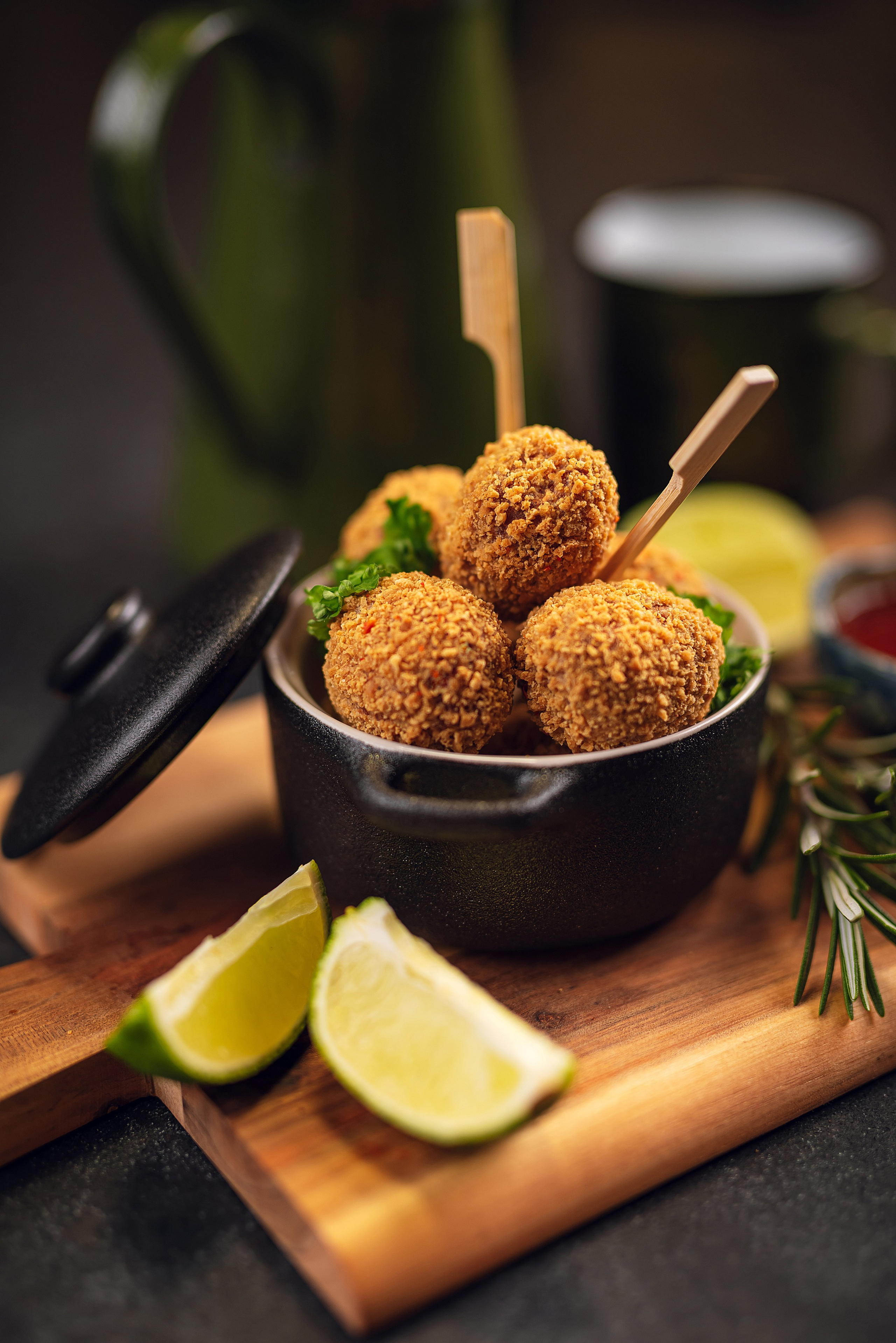 Amber Fish. Fotogrāfs Rīgā. Gīmenes, individuālās un dažādu produktu fotosesijas