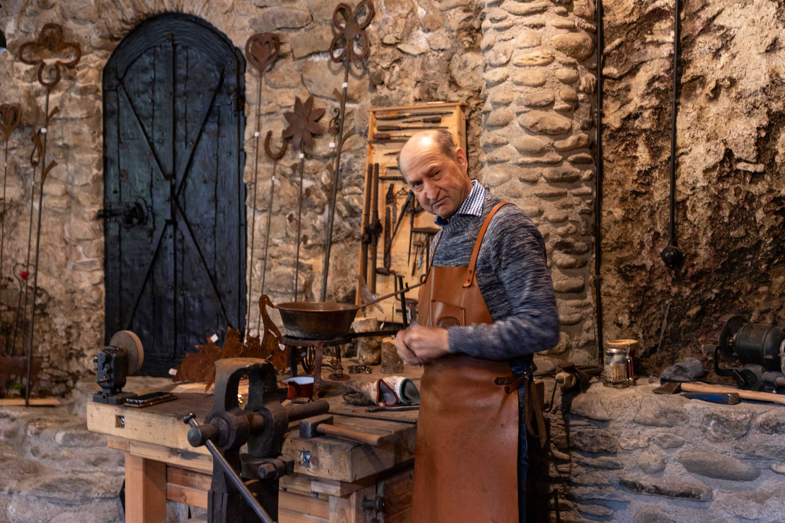 Schmied, Goldegg, 2024. Guzel Kolobova| Fotografin| Salzburg