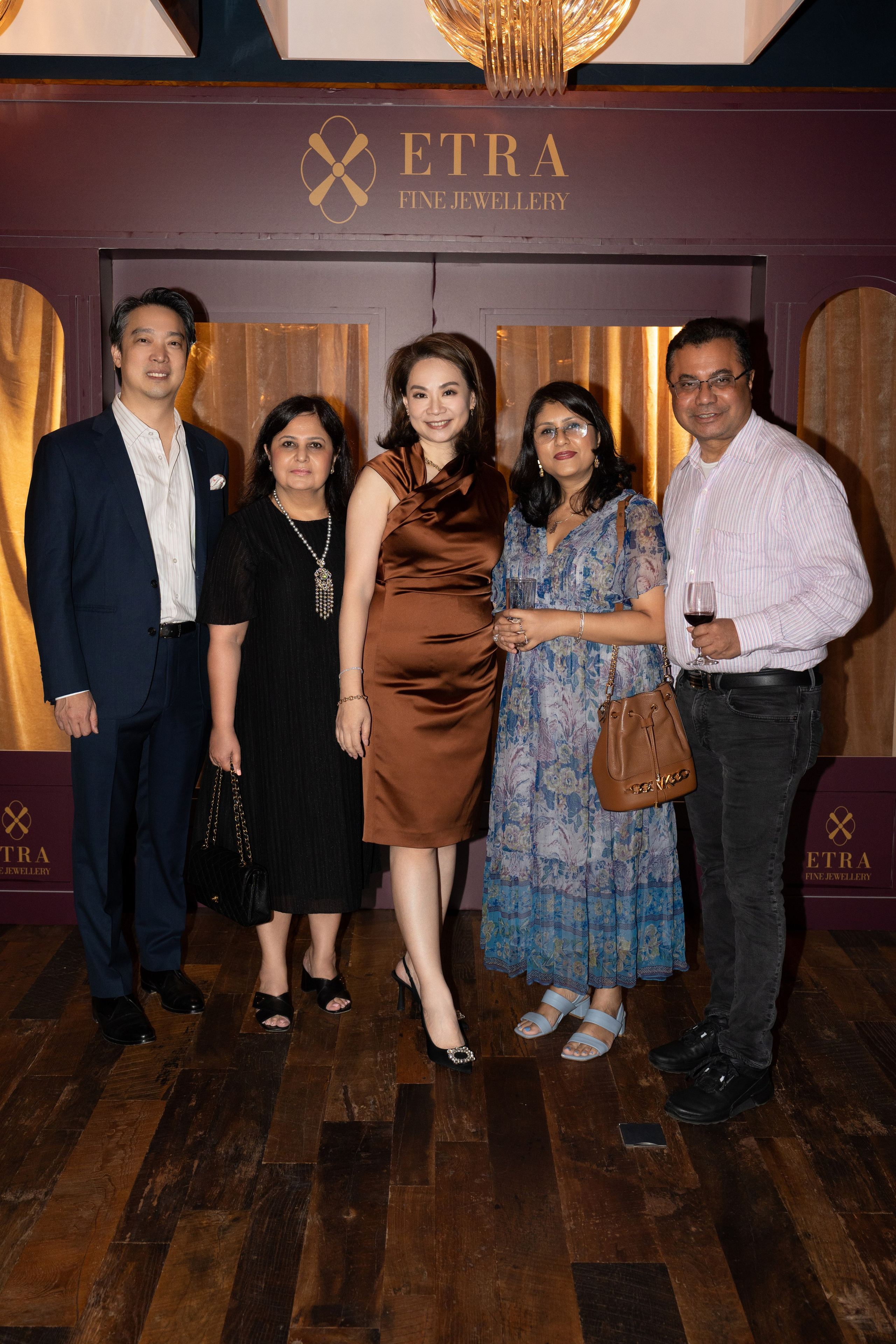 ETRA JEWELLERY. ФОТОГРАФ В ГОНКОНГЕ (СВАДЬБЫ, FASHION, СЕМЕЙНЫЕ, МЕРОПРИЯТИЯ, ФОТОПРОГУЛКИ)