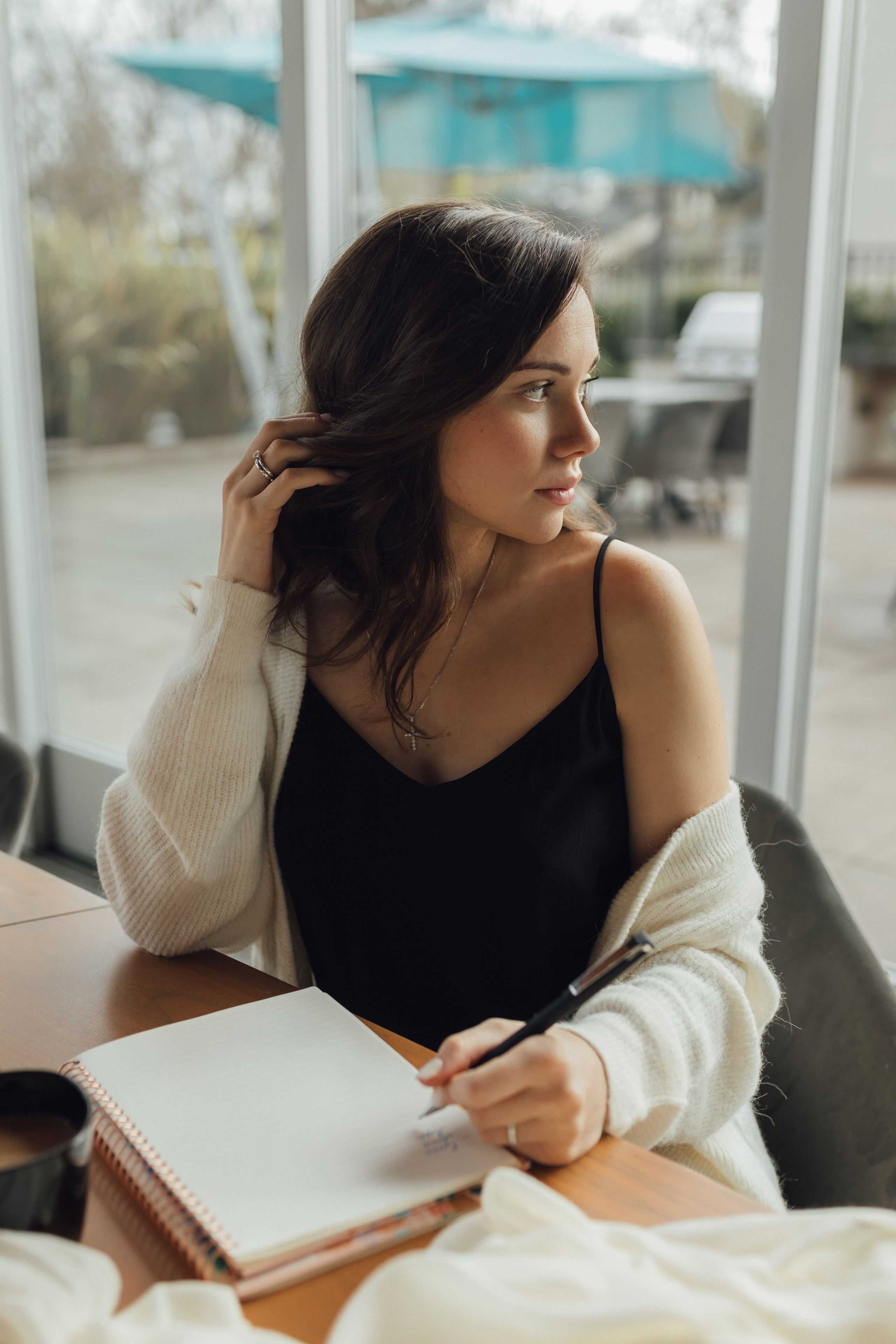 Home Maternity Photo shoot. Maternity, newborn photographer in the Bay Area|Iryna Rakivnenko