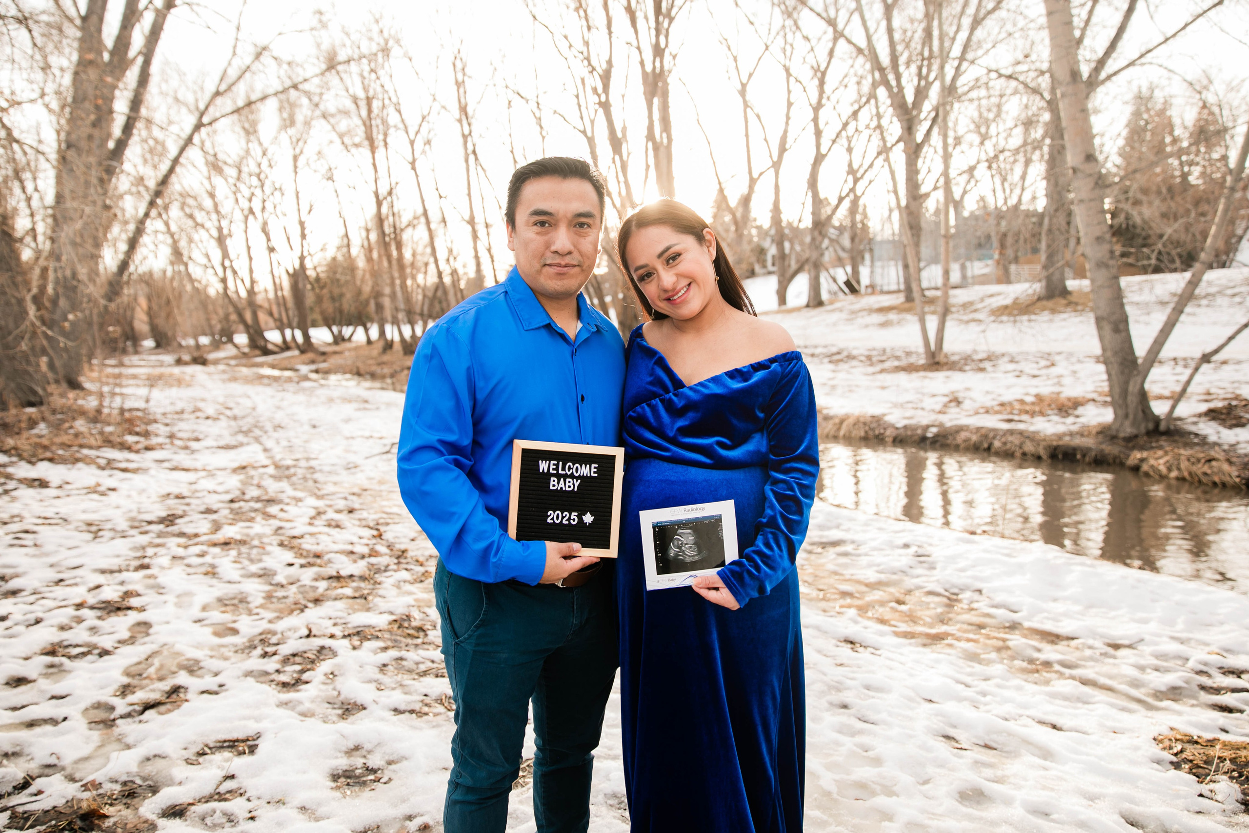 Maternity Photos — Confederation Park — Dulce. Fotografía accesible en Calgary