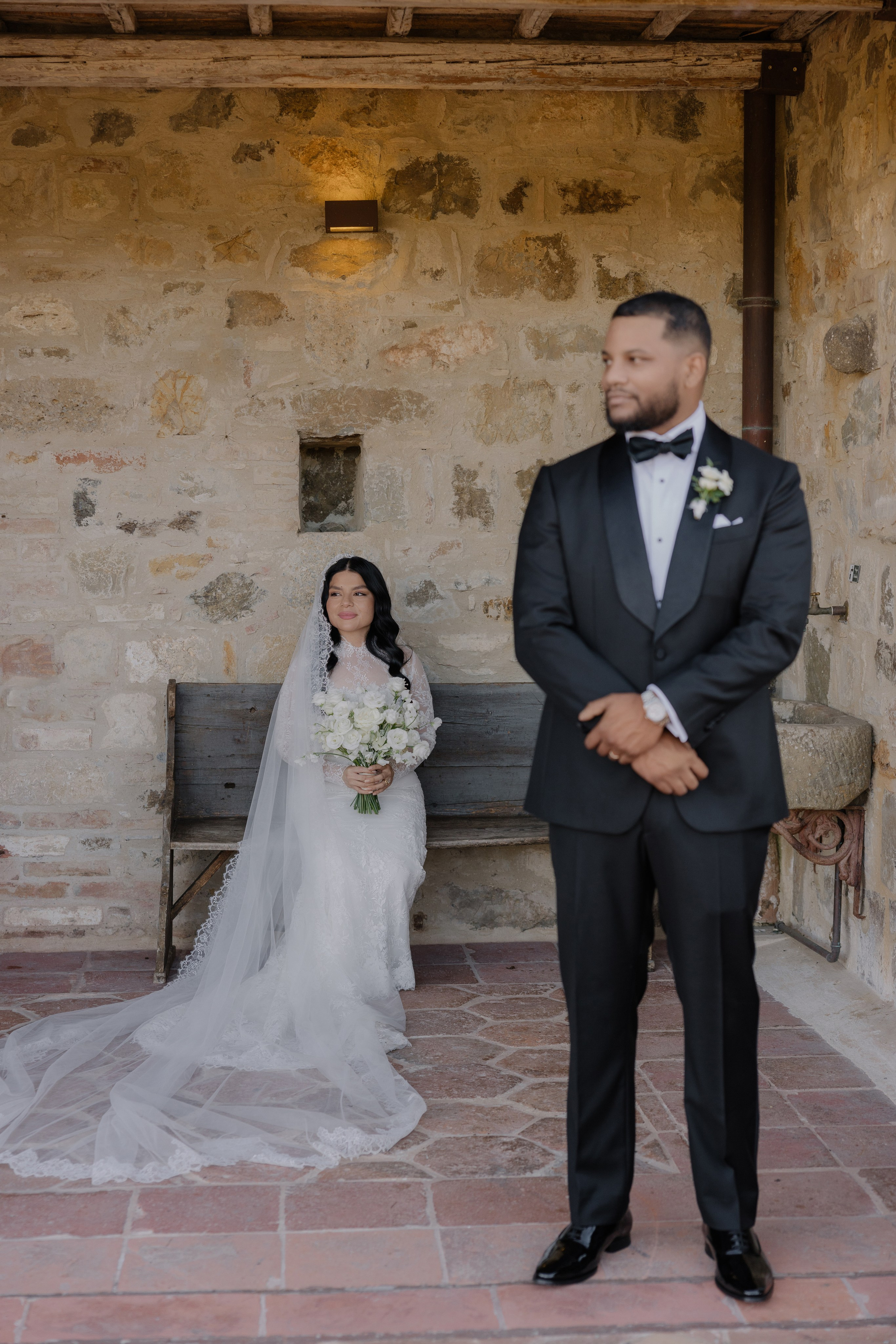 Mitcell&Melanie digital. Wedding photographer Italy