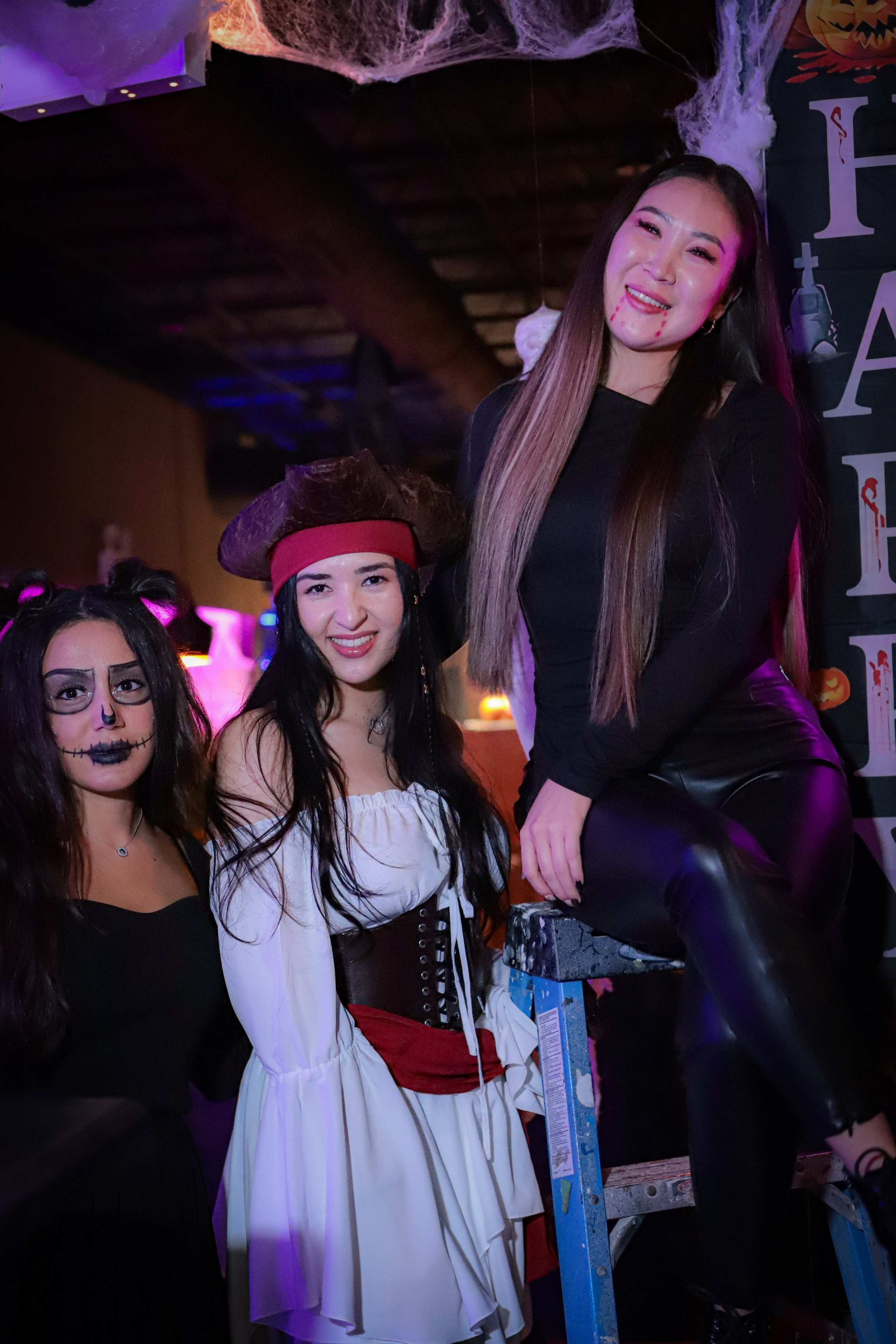 Boss Hookan Lounge. VALERIIA VIUNOVA individual shooting\love story\event\brand