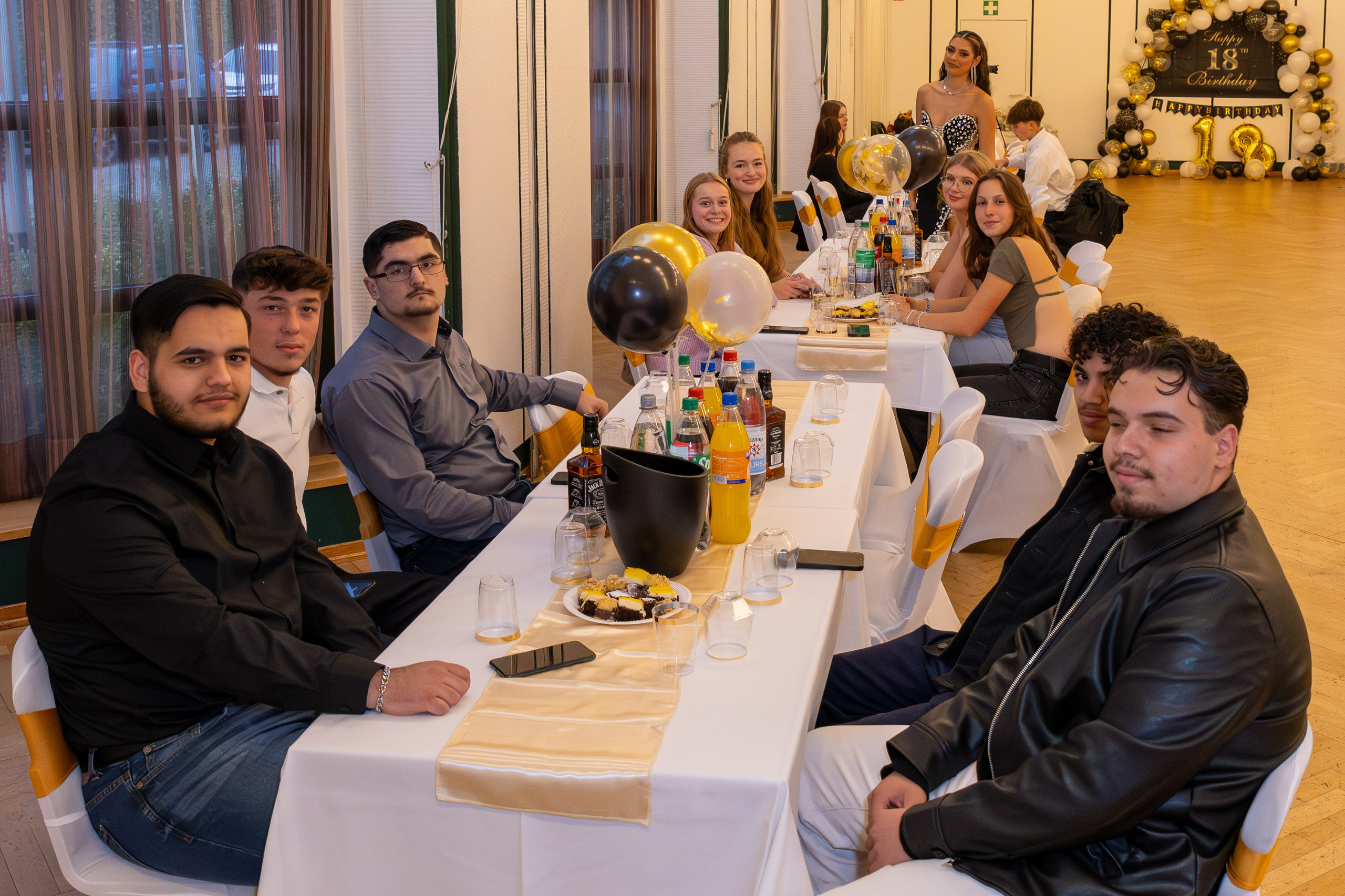 Denisa 18 Ani Majorat