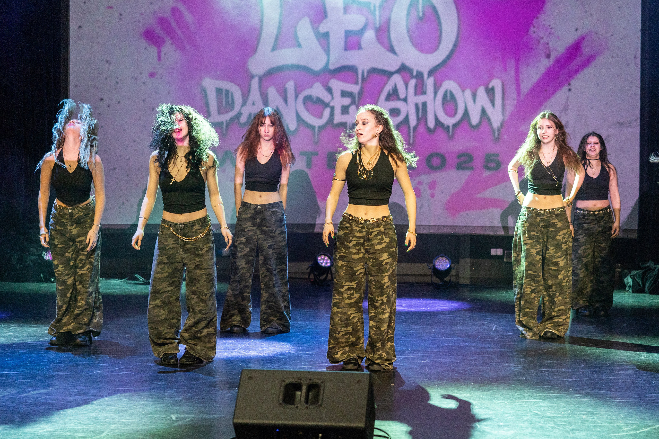 LEO DANCE SHOW WINTER 2025. Семейный и детский фотограф в Варшаве Мила Бобровская