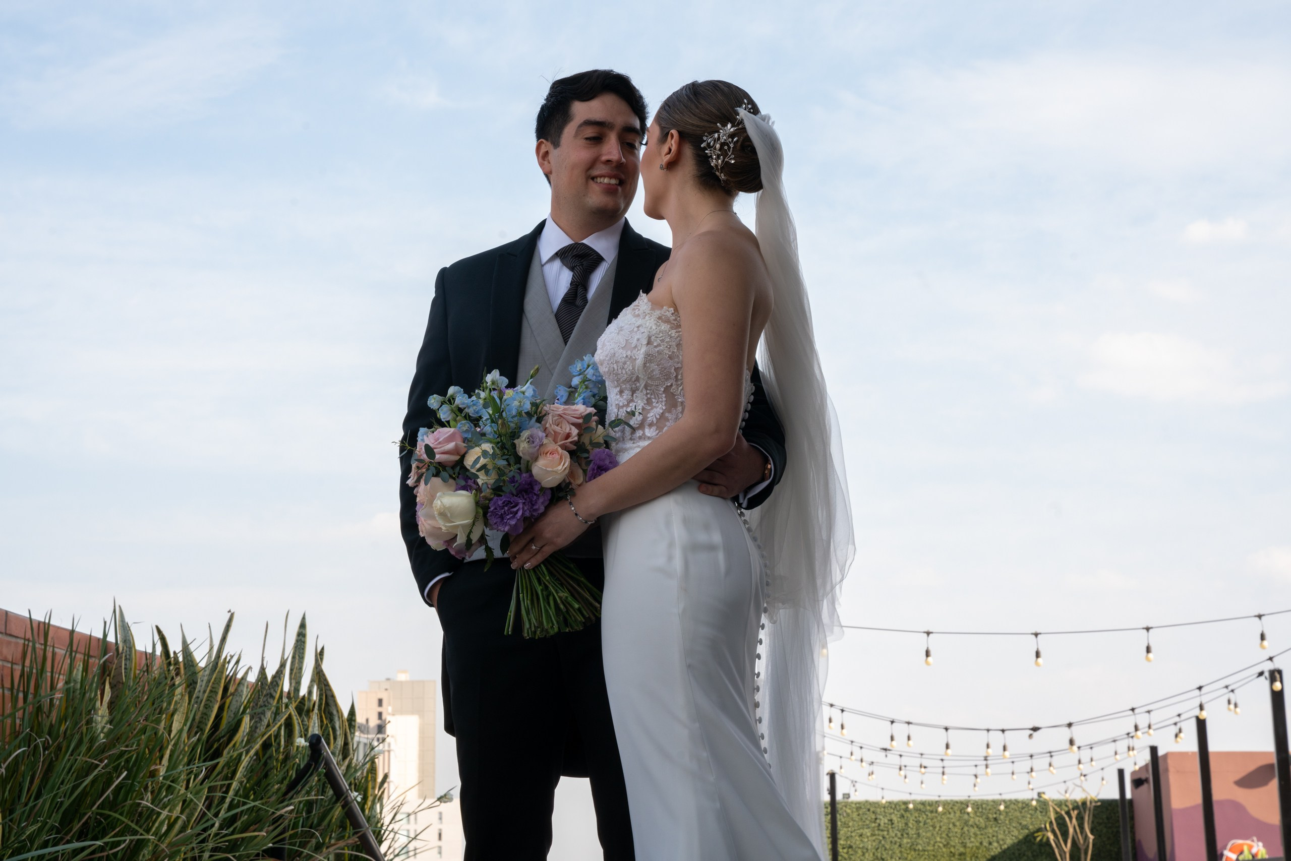 Ale & Diego | Punto Sur GDL. Elopement & Lifestyle Wedding Photographer