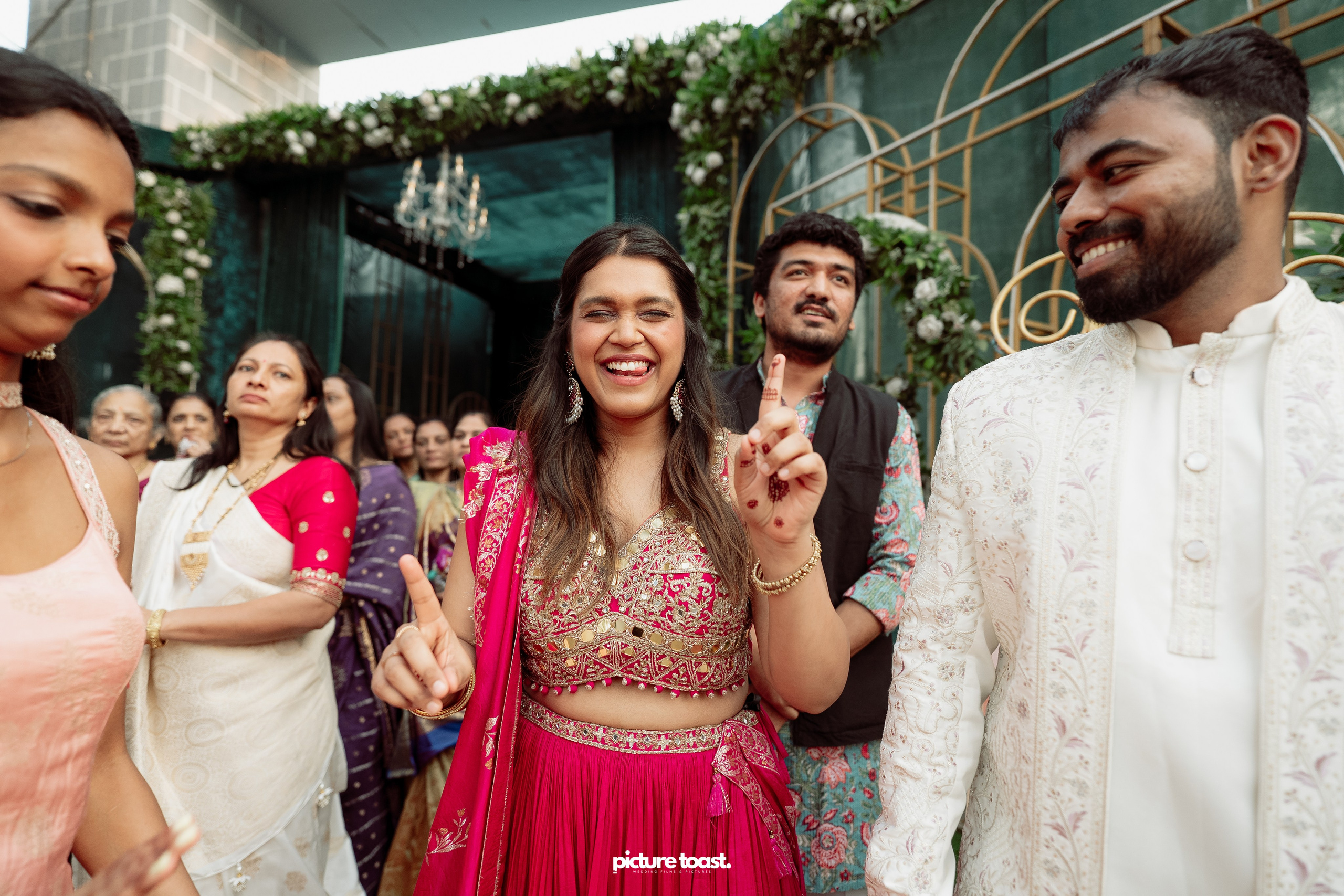 Gujarathi Wedding! Ft. Sahil & Thanima. Fine art Wedding Photographers in India & Canada