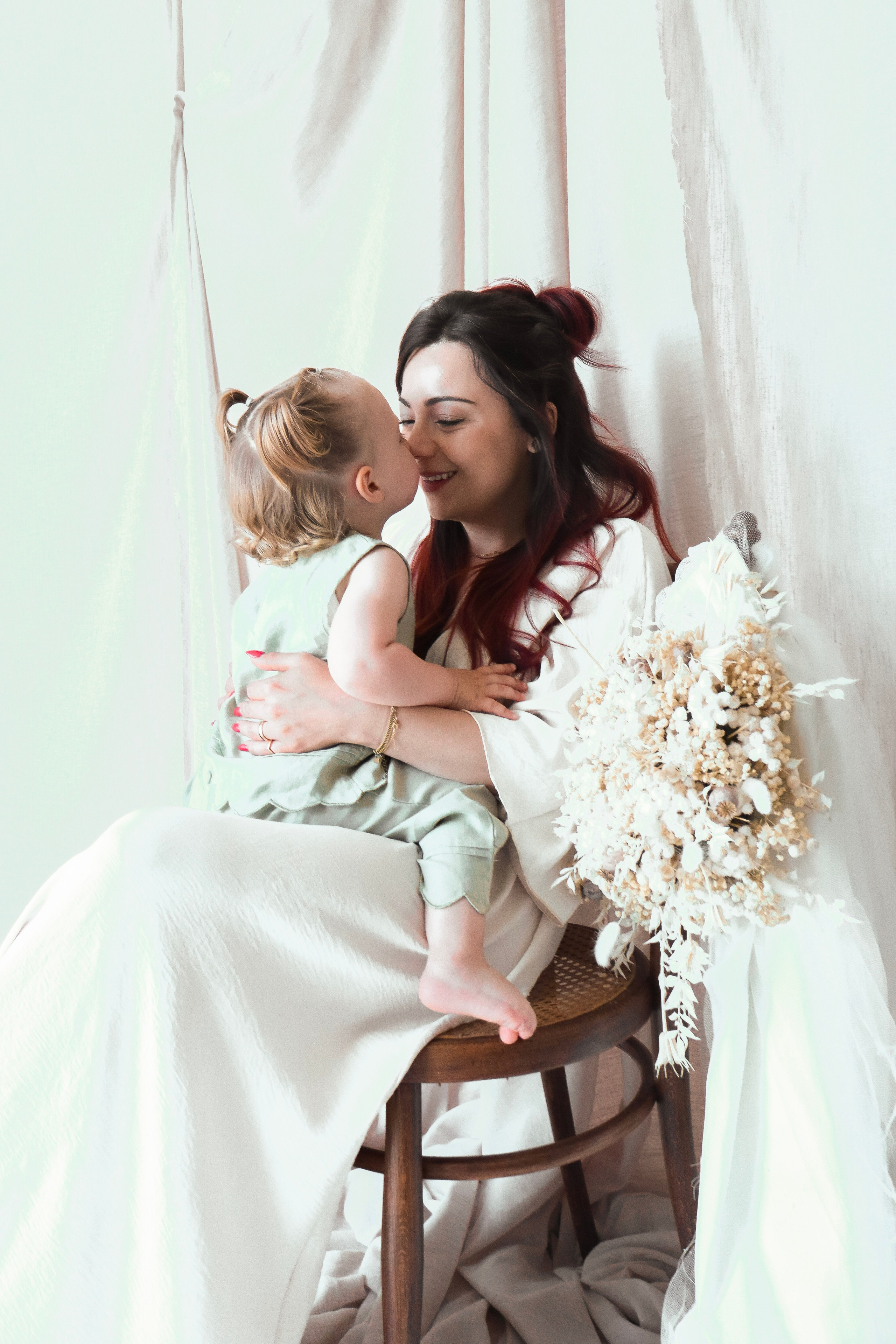 Mommy & mee fotoshoot. Zwangerschapsfotografie, newborn, gezinnen, branding, liefde én geboortefotografie