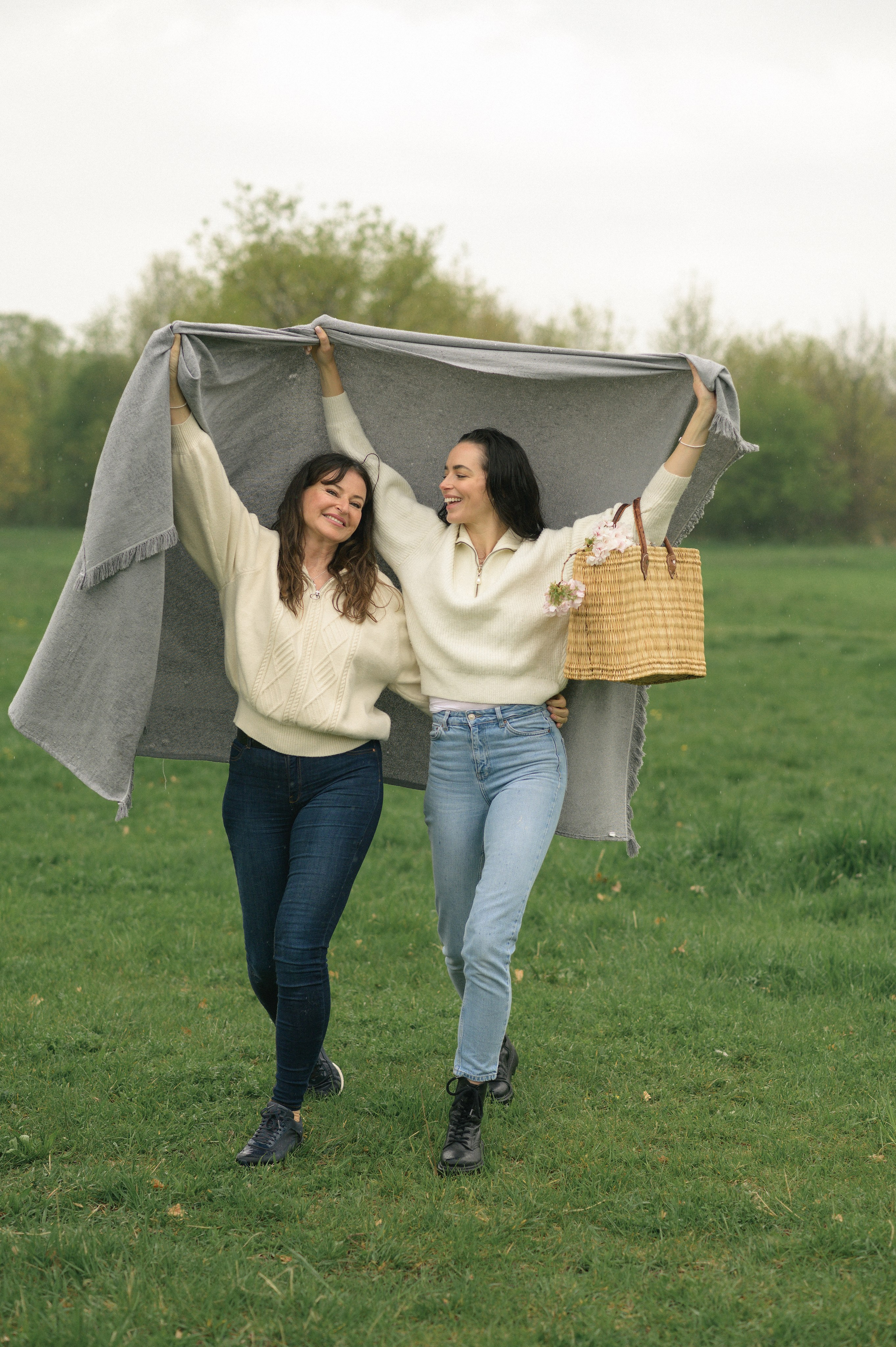 Mother and daughter, 2023. Wedding photographer in Wroclaw Warsaw Krakow Margarita Tuleiko