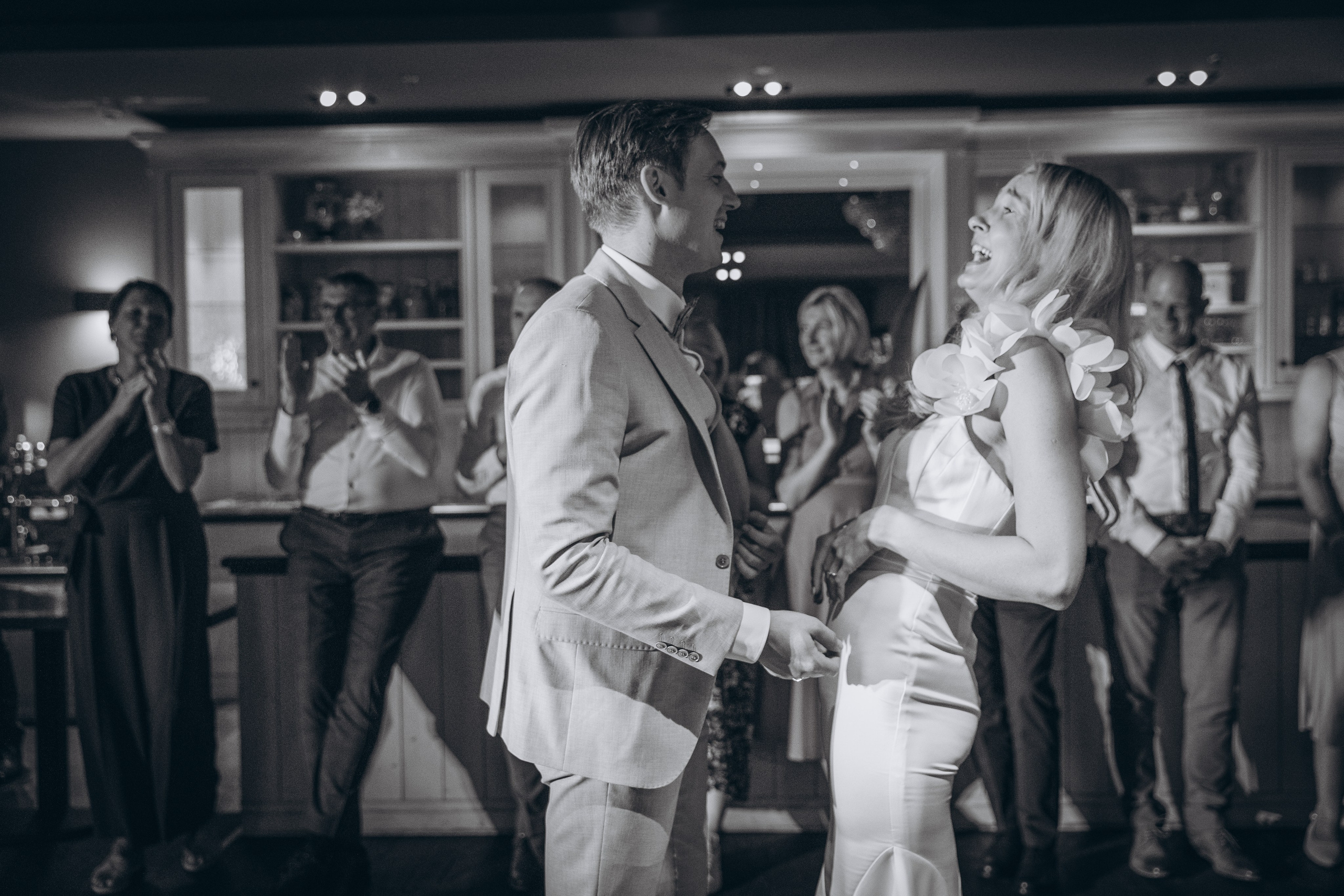 Svetlana and Yann. Hochzeitsgeschichten – Professionelle Hochzeitsfotografie & Videografie in Deutschland, Italien, Spanien und ganz Europa