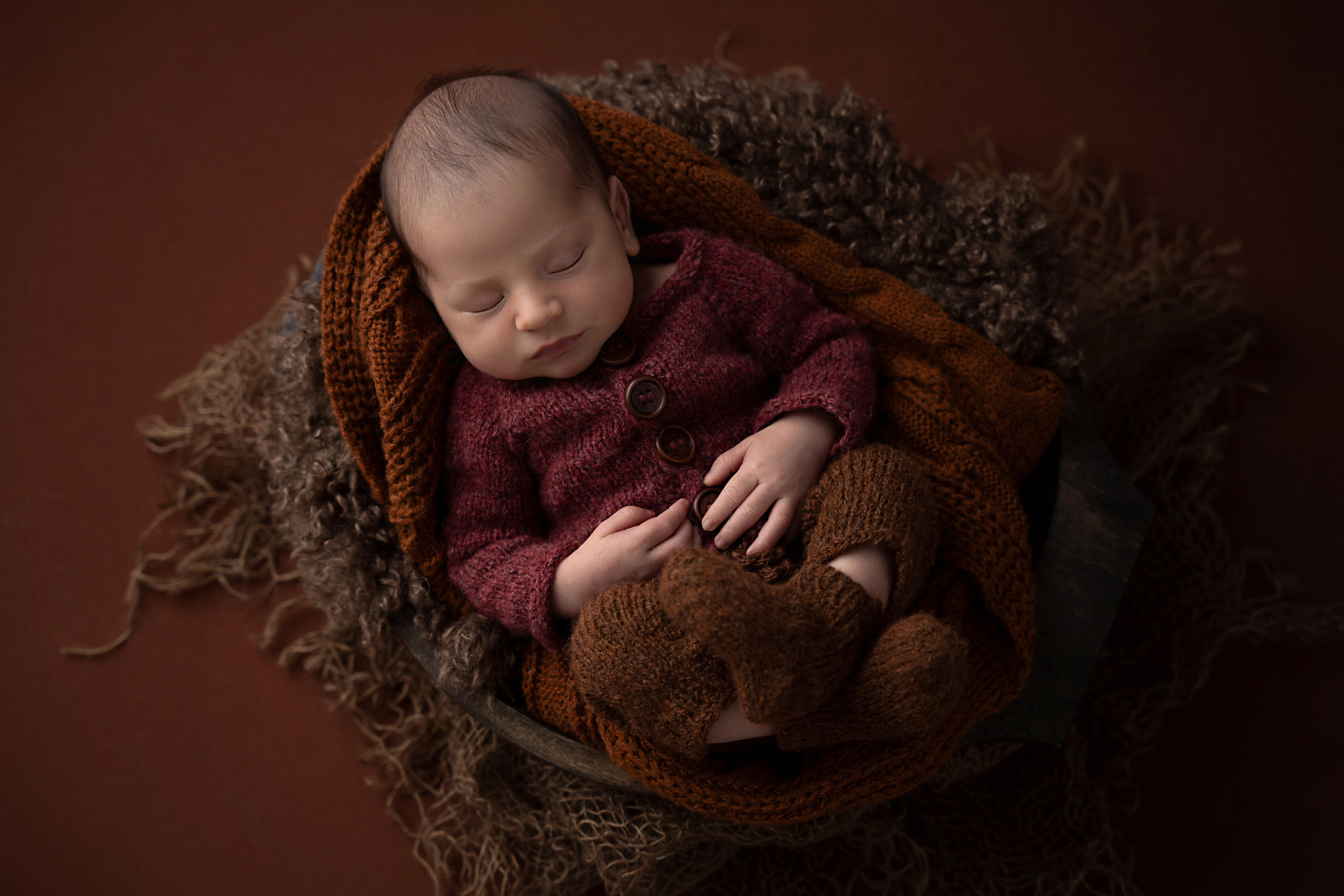 Newborn. Fotograf maternitate, nou-născuți și familie în Cluj-Napoca | Roxana Rusu