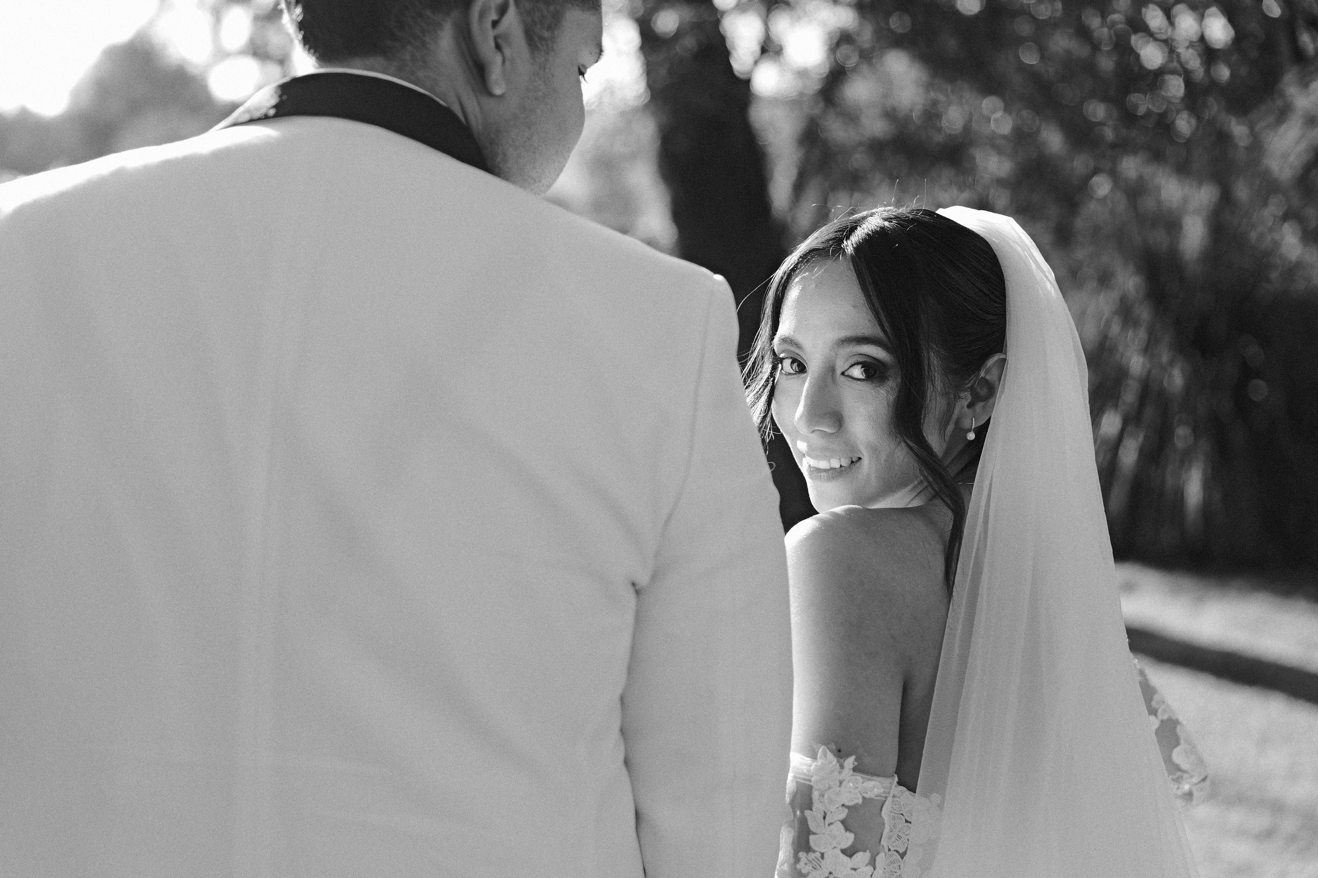 WEDDING PHOTOS. Wedding Photographer and Filmmaker in Guadalajara Mexico Abraham Linares