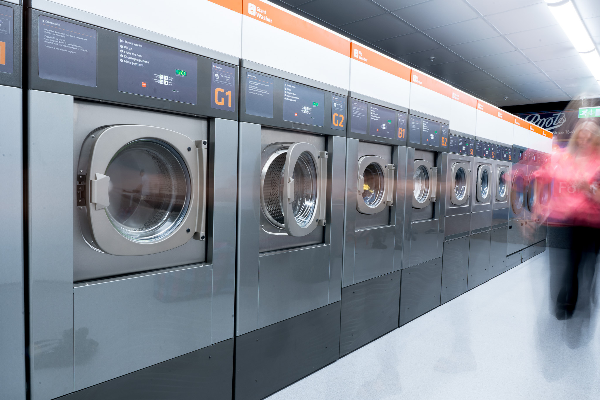 24 Laundromat Leeds. Professional Photographer, Videographer in London Dilyana Tankova