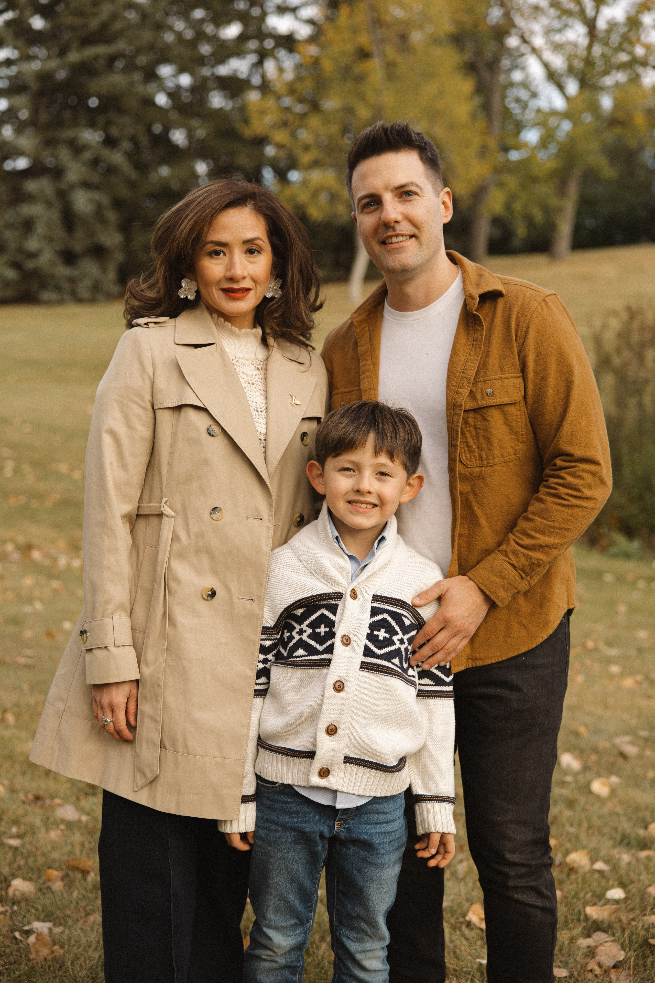 Karen and her beautiful family. Photographer Stanislav Antonov