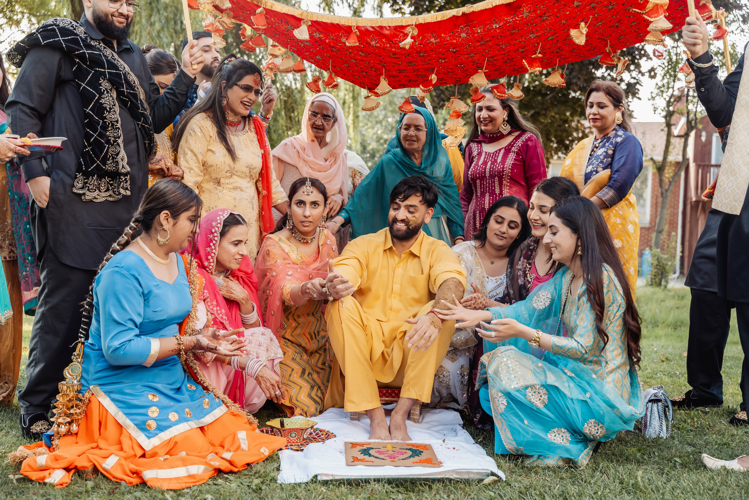 CJ & Jasmine. Wedding Photographer & Cinematographer studios